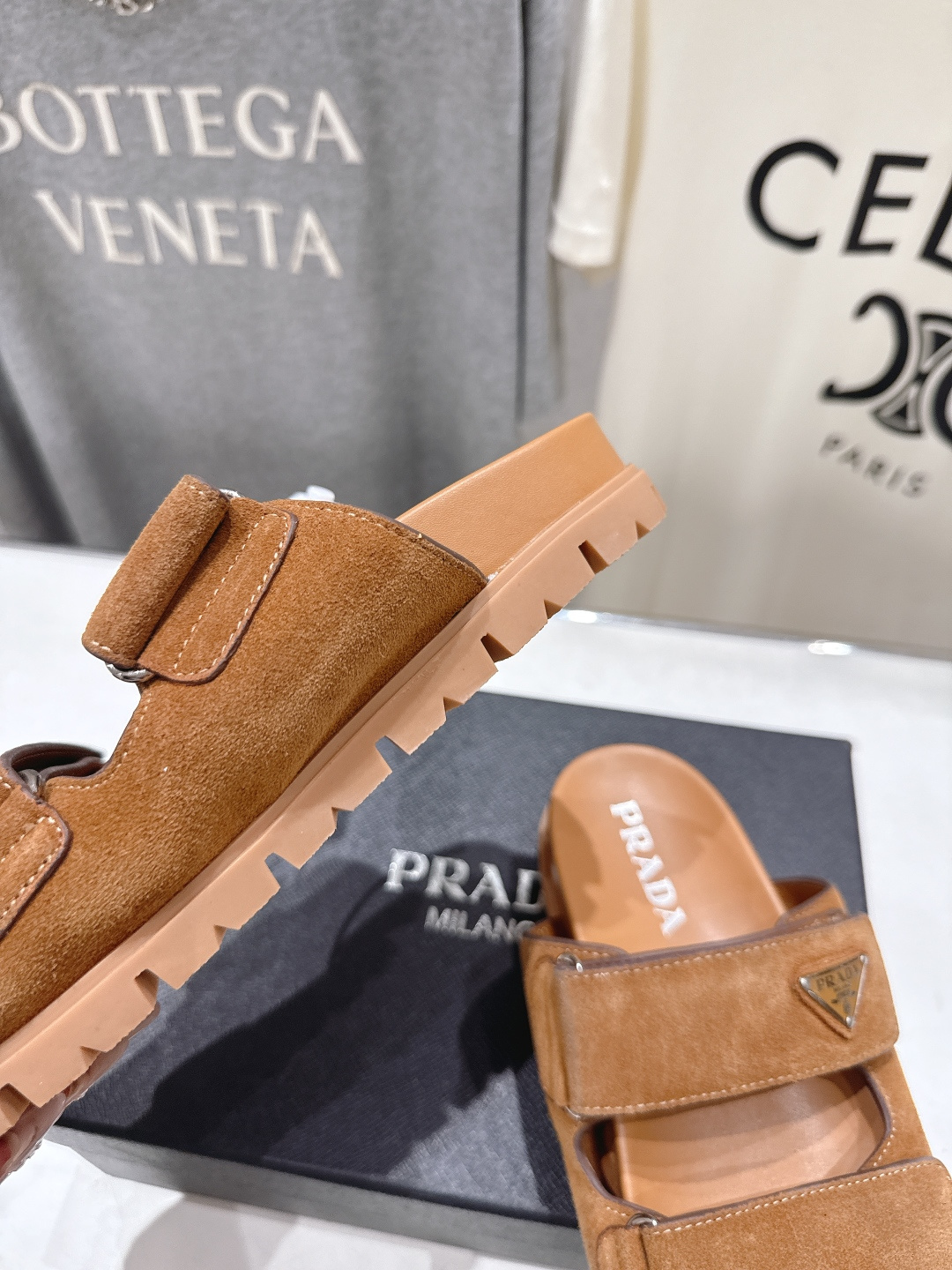 高版本出厂  Prada/普拉达F029 26ss夏季新款魔术贴厚底沙滩拖鞋这个鞋型真的属于经典不会过时