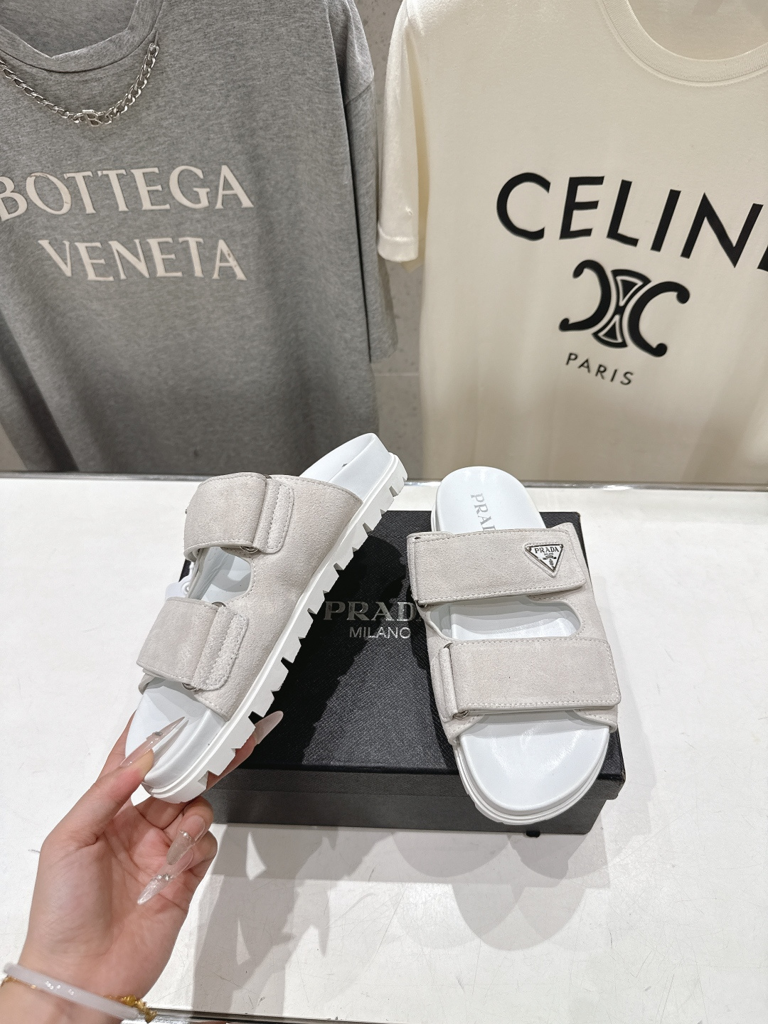 高版本出厂  Prada/普拉达F029 26ss夏季新款魔术贴厚底沙滩拖鞋这个鞋型真的属于经典不会过时