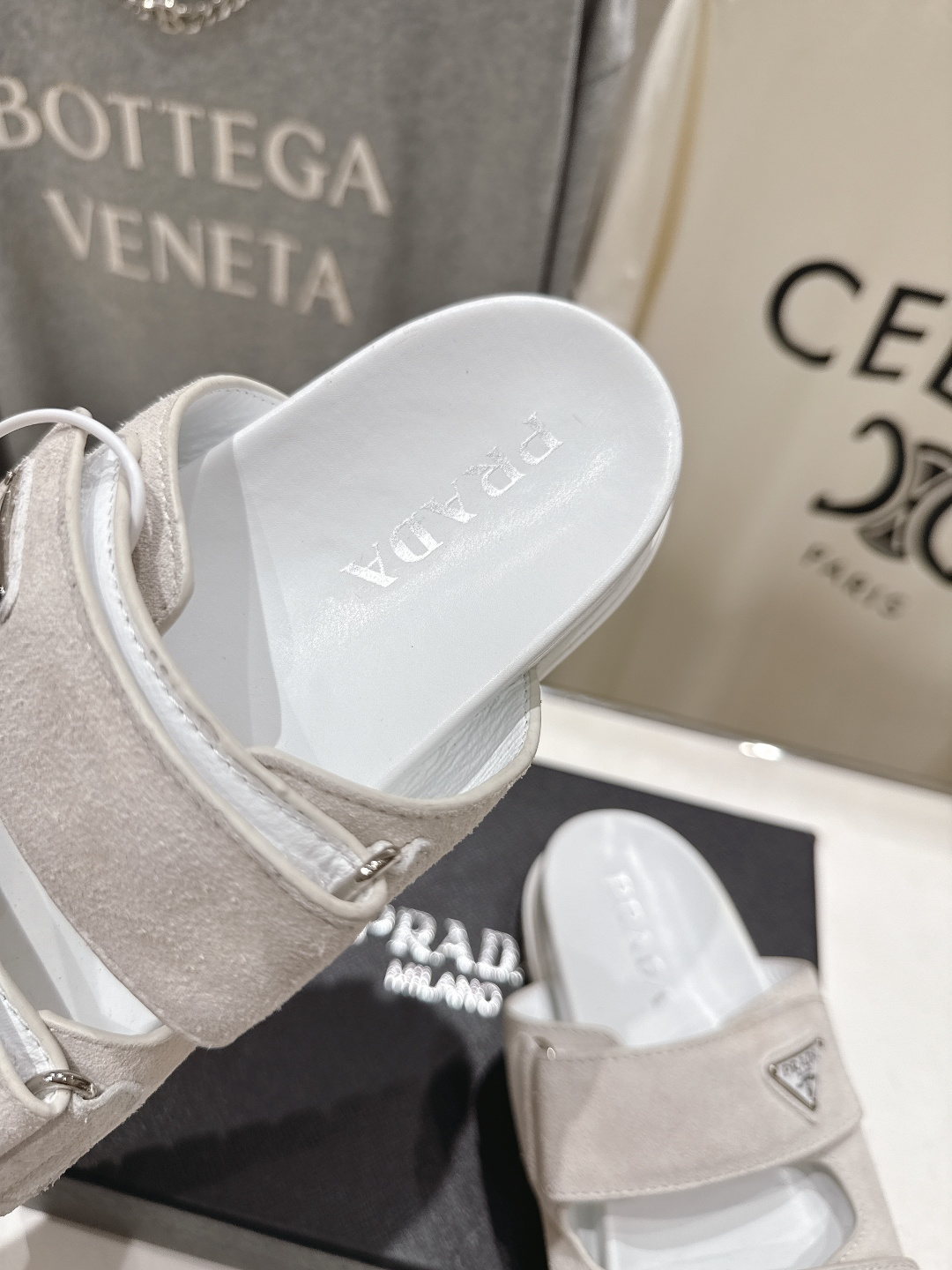 高版本出厂  Prada/普拉达F029 26ss夏季新款魔术贴厚底沙滩拖鞋这个鞋型真的属于经典不会过时