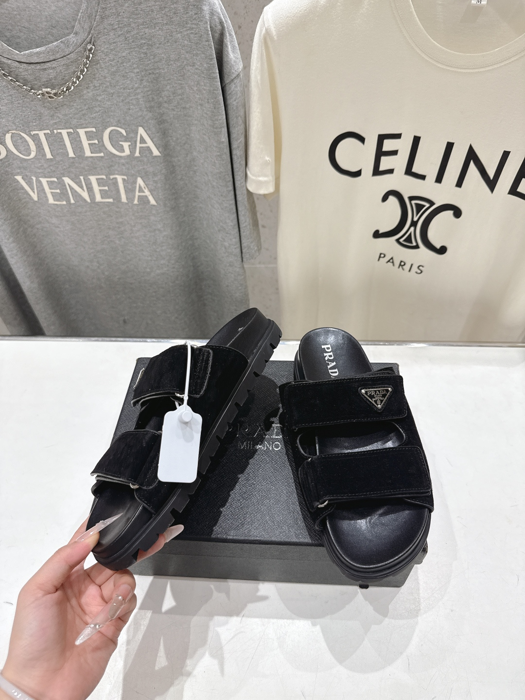 高版本出厂  Prada/普拉达F029 26ss夏季新款魔术贴厚底沙滩拖鞋这个鞋型真的属于经典不会过时