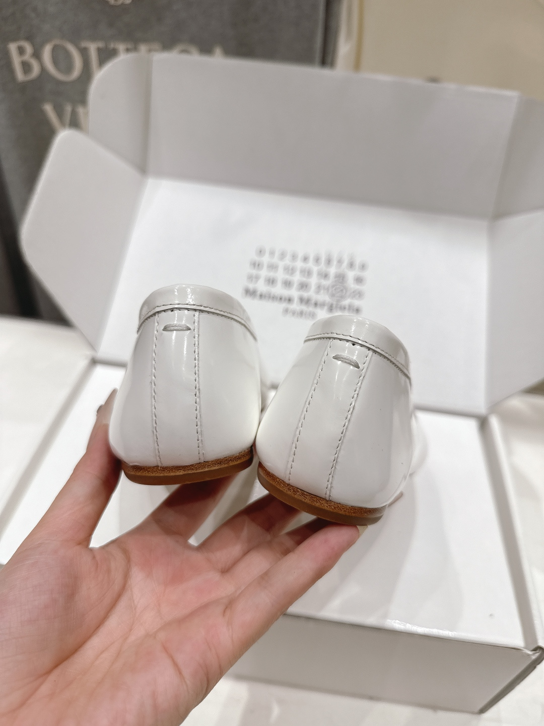 高版本出厂    MM6【Maison Magical】马吉拉2026ss官方同步新品最近超级火的平底分
