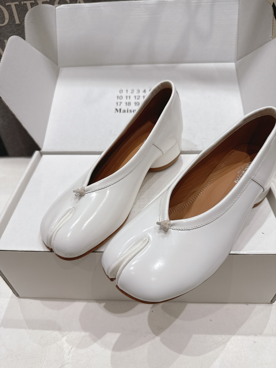 高版本出厂   MM6【Maison Magical】马吉拉2026ss官方同步新品最近超级火的高跟分趾