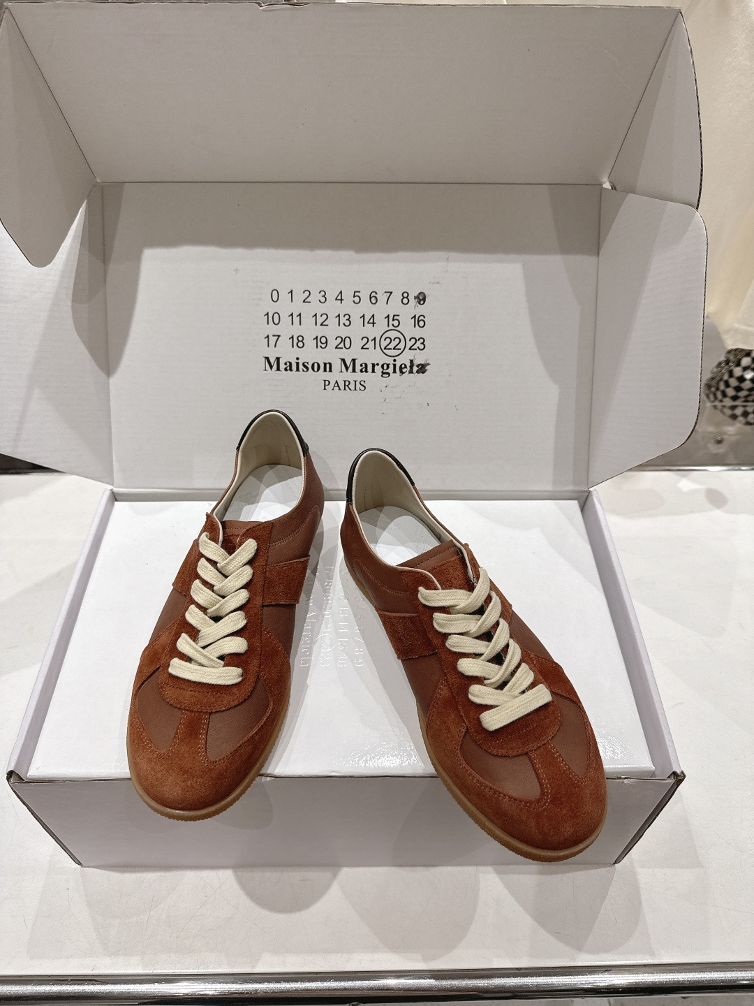 高版本出厂 情侣款  Maison Margiela 马吉拉MM6新款休闲鞋板鞋德训鞋...顶级品质 新
