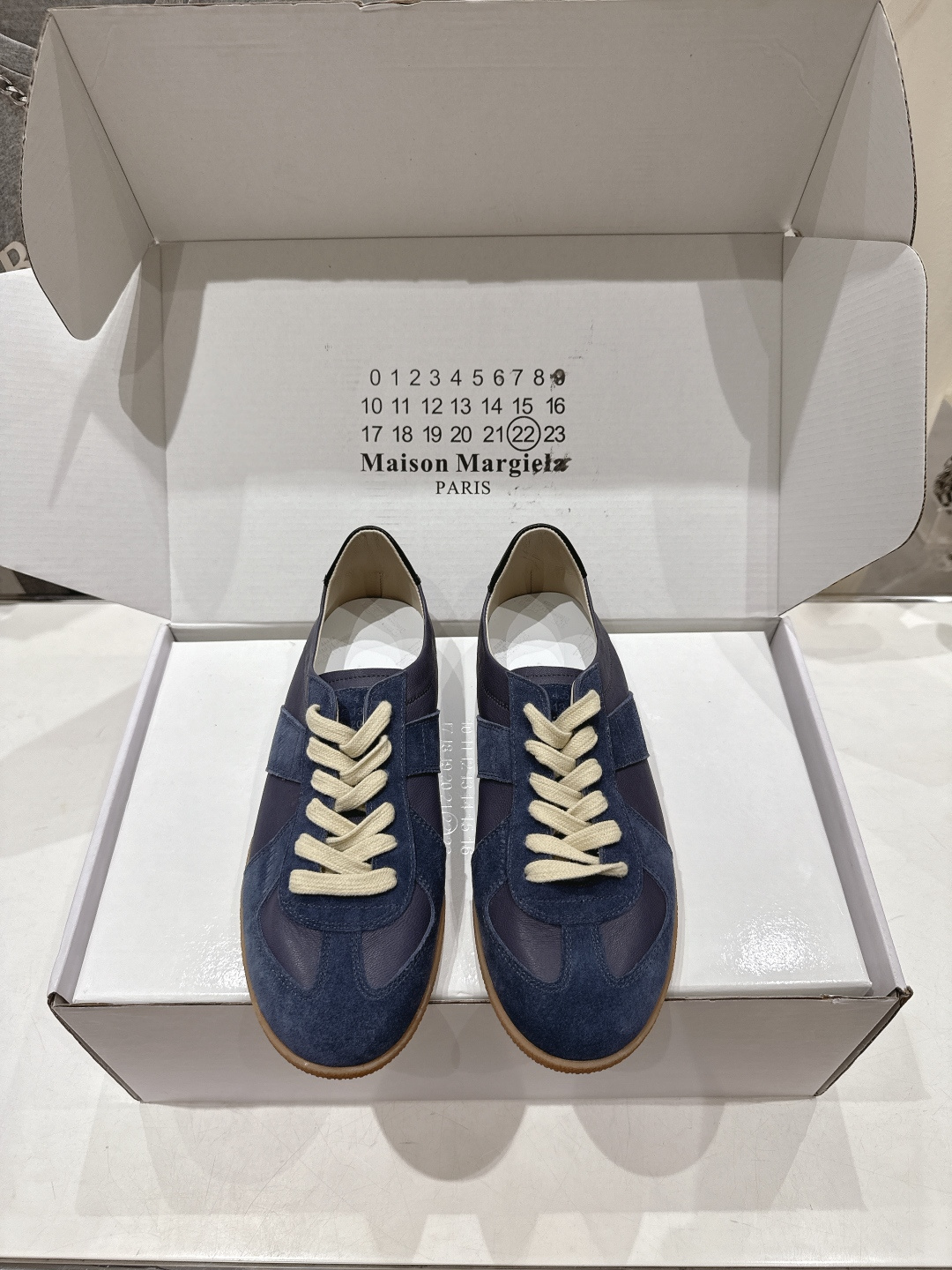 高版本出厂 情侣款  Maison Margiela 马吉拉MM6新款休闲鞋板鞋德训鞋...顶级品质 新
