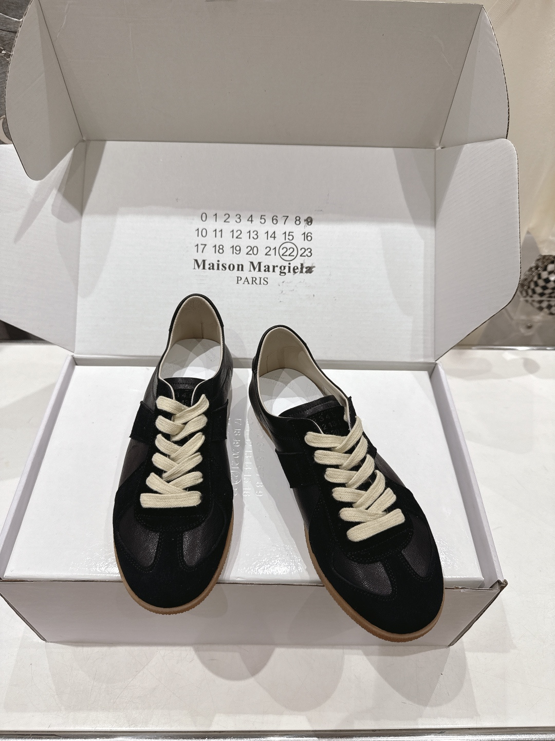 高版本出厂 情侣款  Maison Margiela 马吉拉MM6新款休闲鞋板鞋德训鞋...顶级品质 新