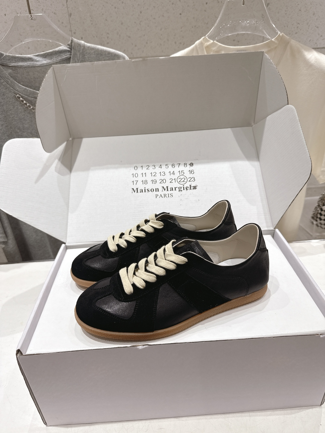 高版本出厂 情侣款  Maison Margiela 马吉拉MM6新款休闲鞋板鞋德训鞋...顶级品质 新