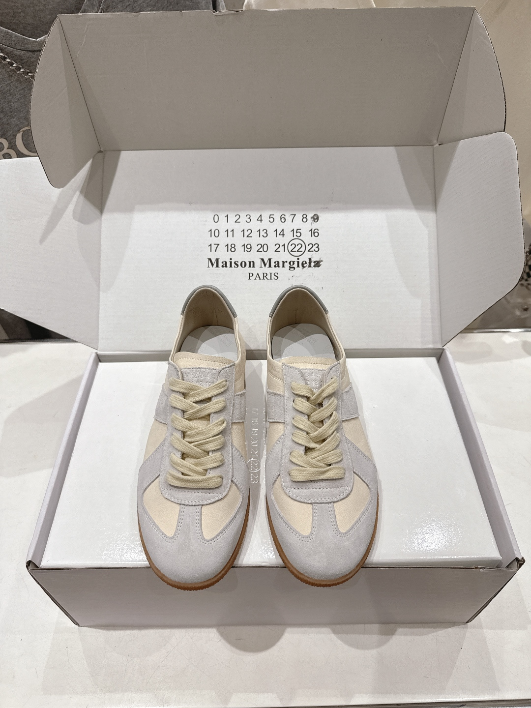 高版本出厂 情侣款  Maison Margiela 马吉拉MM6新款休闲鞋板鞋德训鞋...顶级品质 新