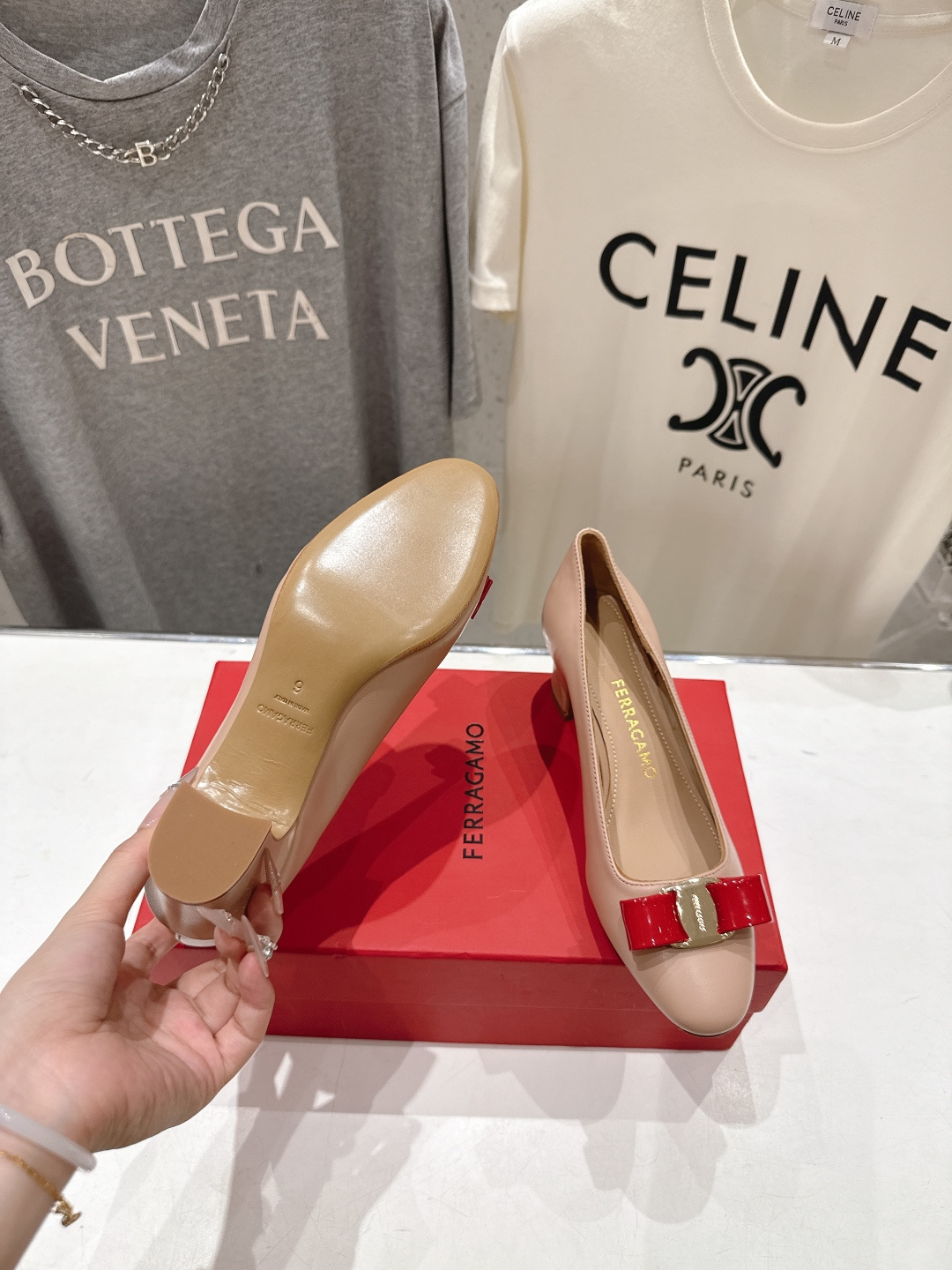 高版本出厂  FERRAGAMO/菲拉格慕F065  26ss官方新款真皮蝴蝶结系列高跟鞋单鞋菲拉格慕今
