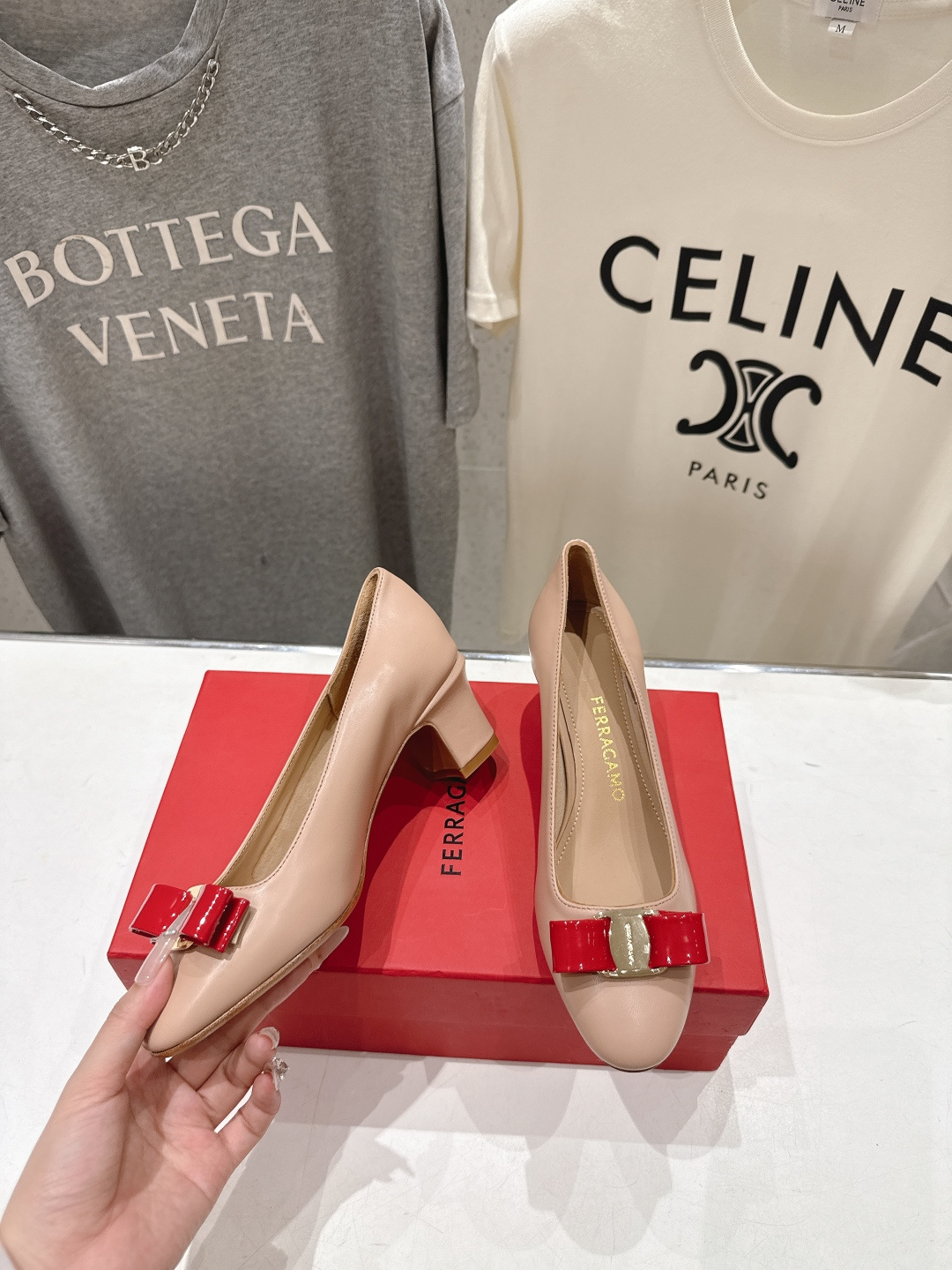 高版本出厂  FERRAGAMO/菲拉格慕F065  26ss官方新款真皮蝴蝶结系列高跟鞋单鞋菲拉格慕今