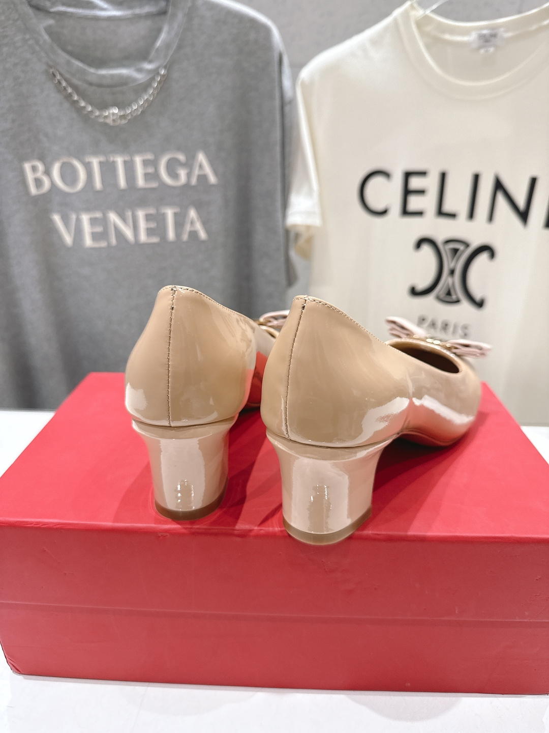 高版本出厂  FERRAGAMO/菲拉格慕F065  26ss官方新款真皮蝴蝶结系列高跟鞋单鞋菲拉格慕今