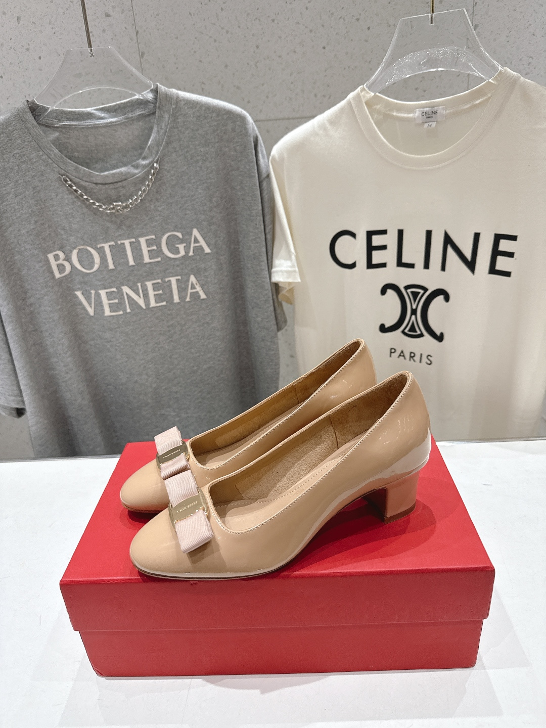 高版本出厂  FERRAGAMO/菲拉格慕F065  26ss官方新款真皮蝴蝶结系列高跟鞋单鞋菲拉格慕今