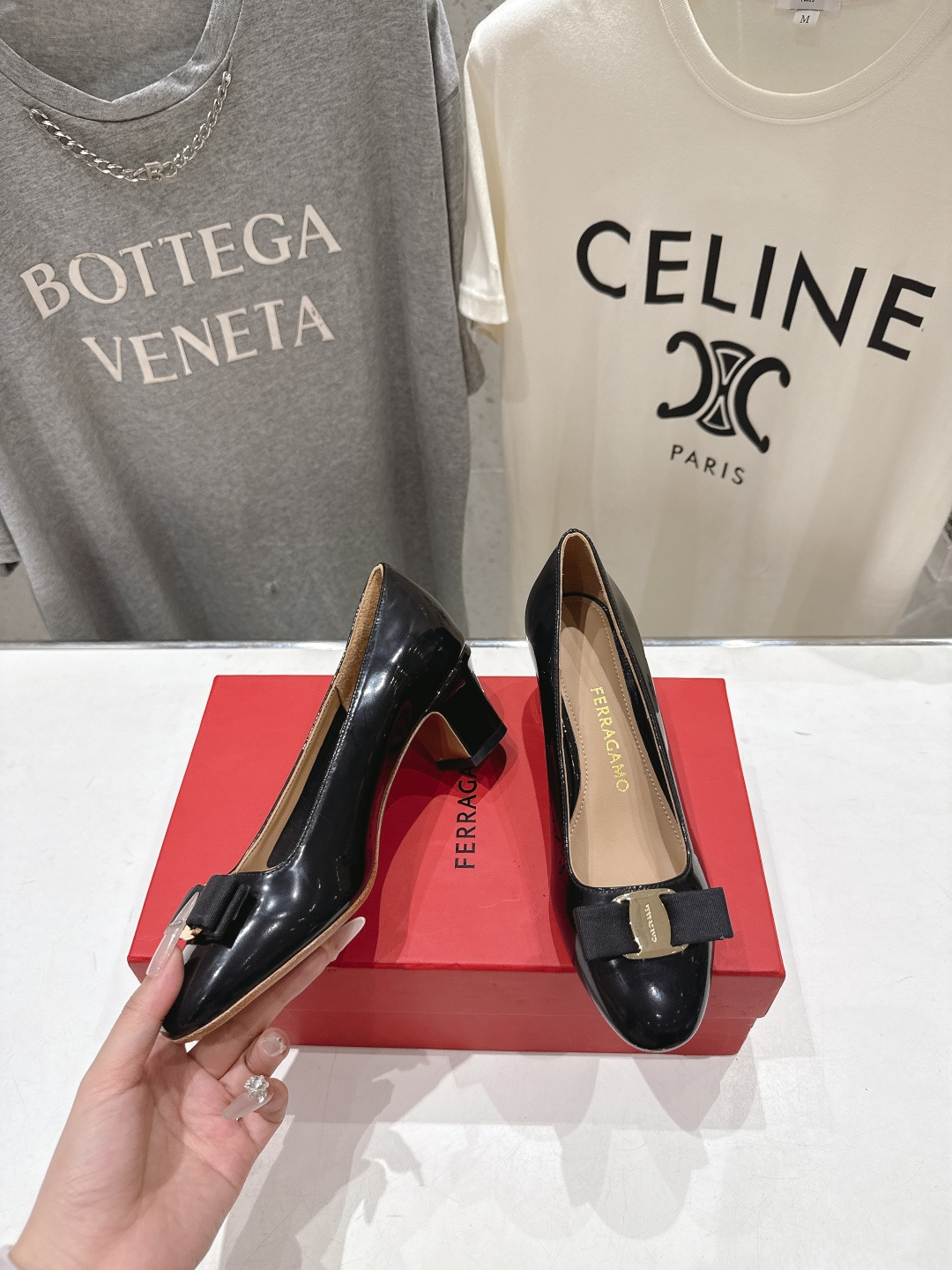 高版本出厂  FERRAGAMO/菲拉格慕F065  26ss官方新款真皮蝴蝶结系列高跟鞋单鞋菲拉格慕今