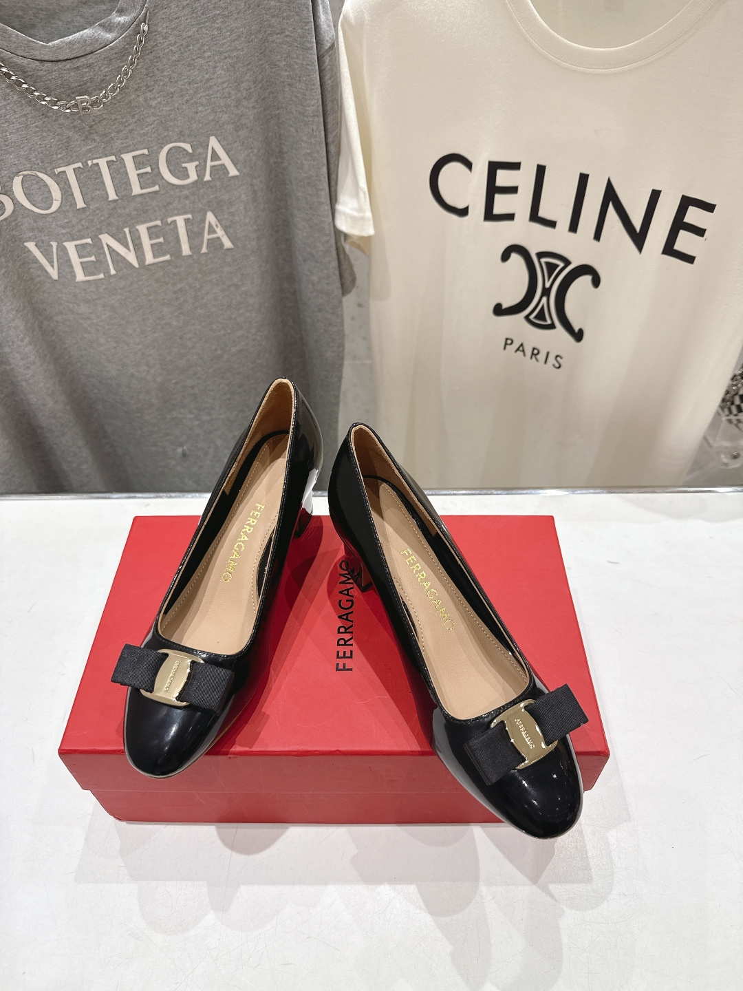 高版本出厂  FERRAGAMO/菲拉格慕F065  26ss官方新款真皮蝴蝶结系列高跟鞋单鞋菲拉格慕今