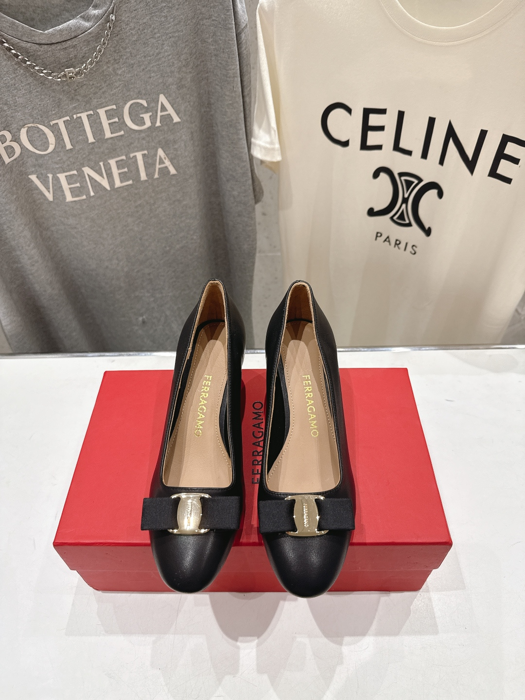 高版本出厂  FERRAGAMO/菲拉格慕F065  26ss官方新款真皮蝴蝶结系列高跟鞋单鞋菲拉格慕今