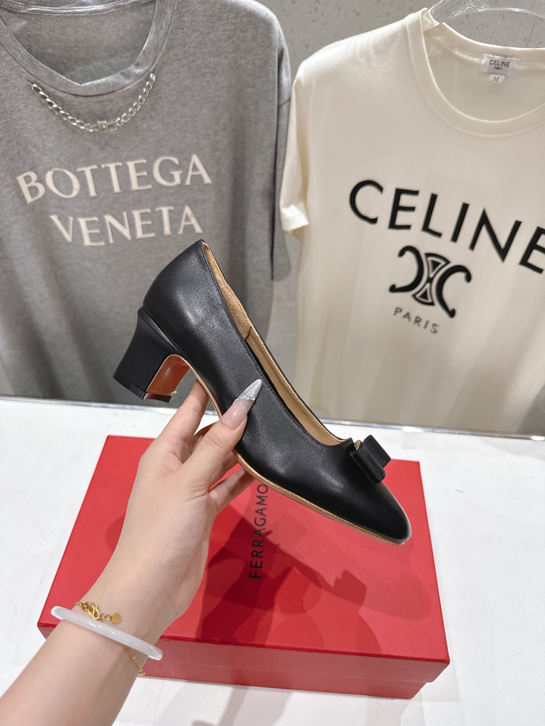 高版本出厂  FERRAGAMO/菲拉格慕F065  26ss官方新款真皮蝴蝶结系列高跟鞋单鞋菲拉格慕今
