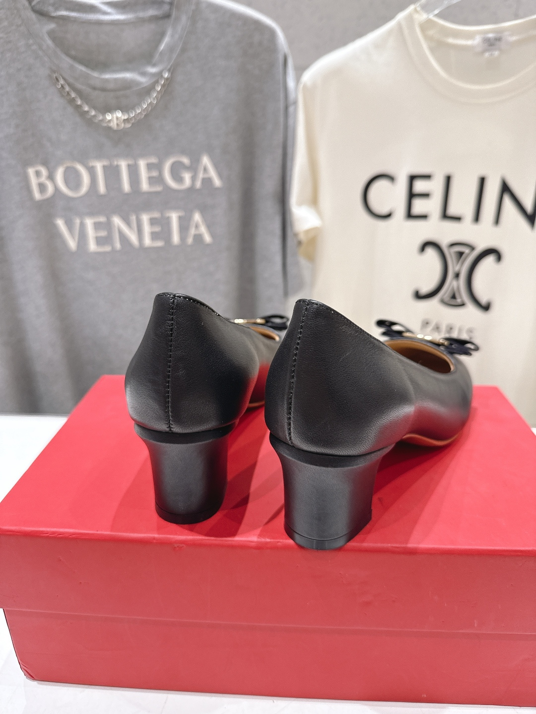 高版本出厂  FERRAGAMO/菲拉格慕F065  26ss官方新款真皮蝴蝶结系列高跟鞋单鞋菲拉格慕今