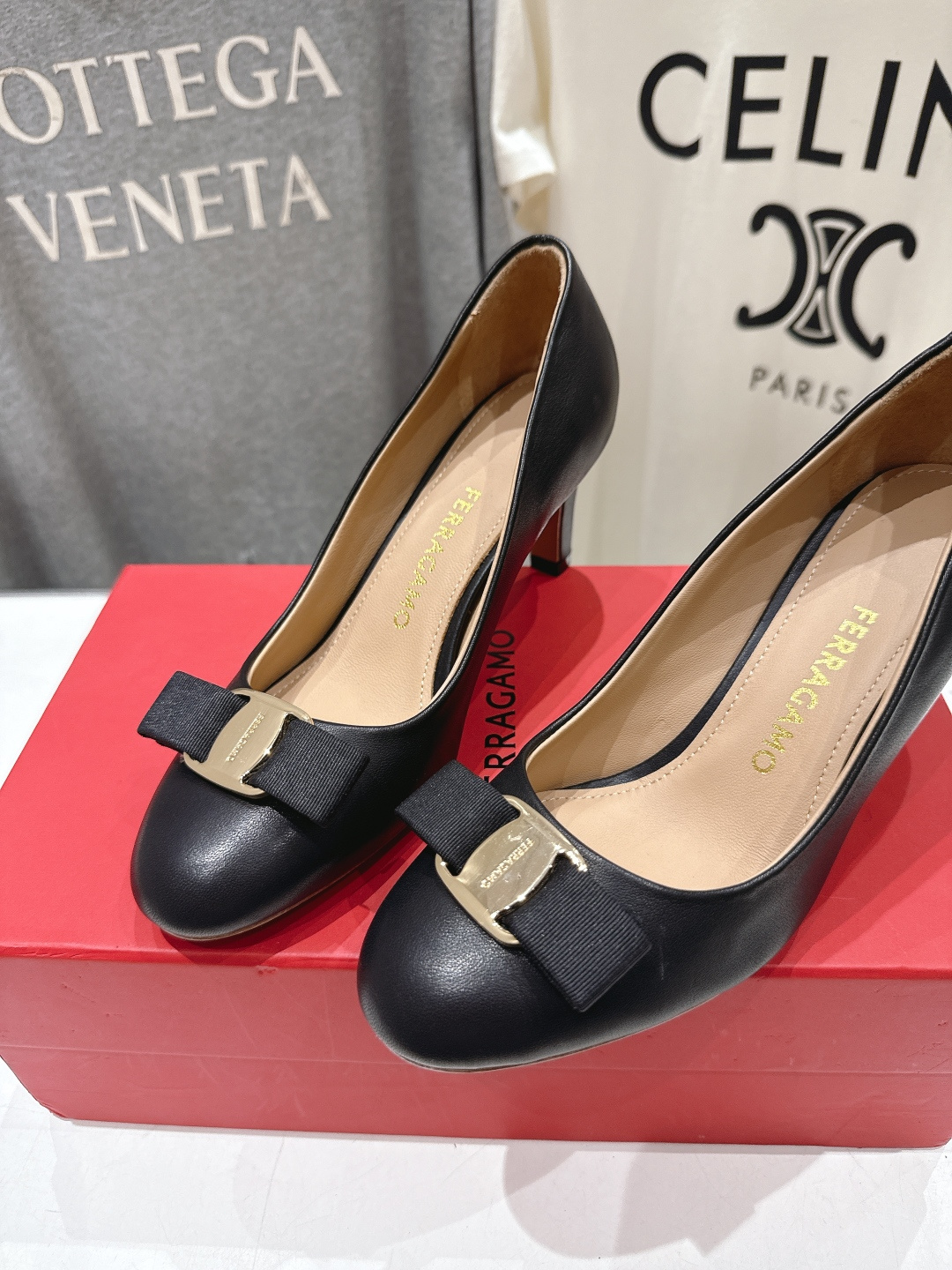 高版本出厂  FERRAGAMO/菲拉格慕F065  26ss官方新款真皮蝴蝶结系列高跟鞋单鞋菲拉格慕今