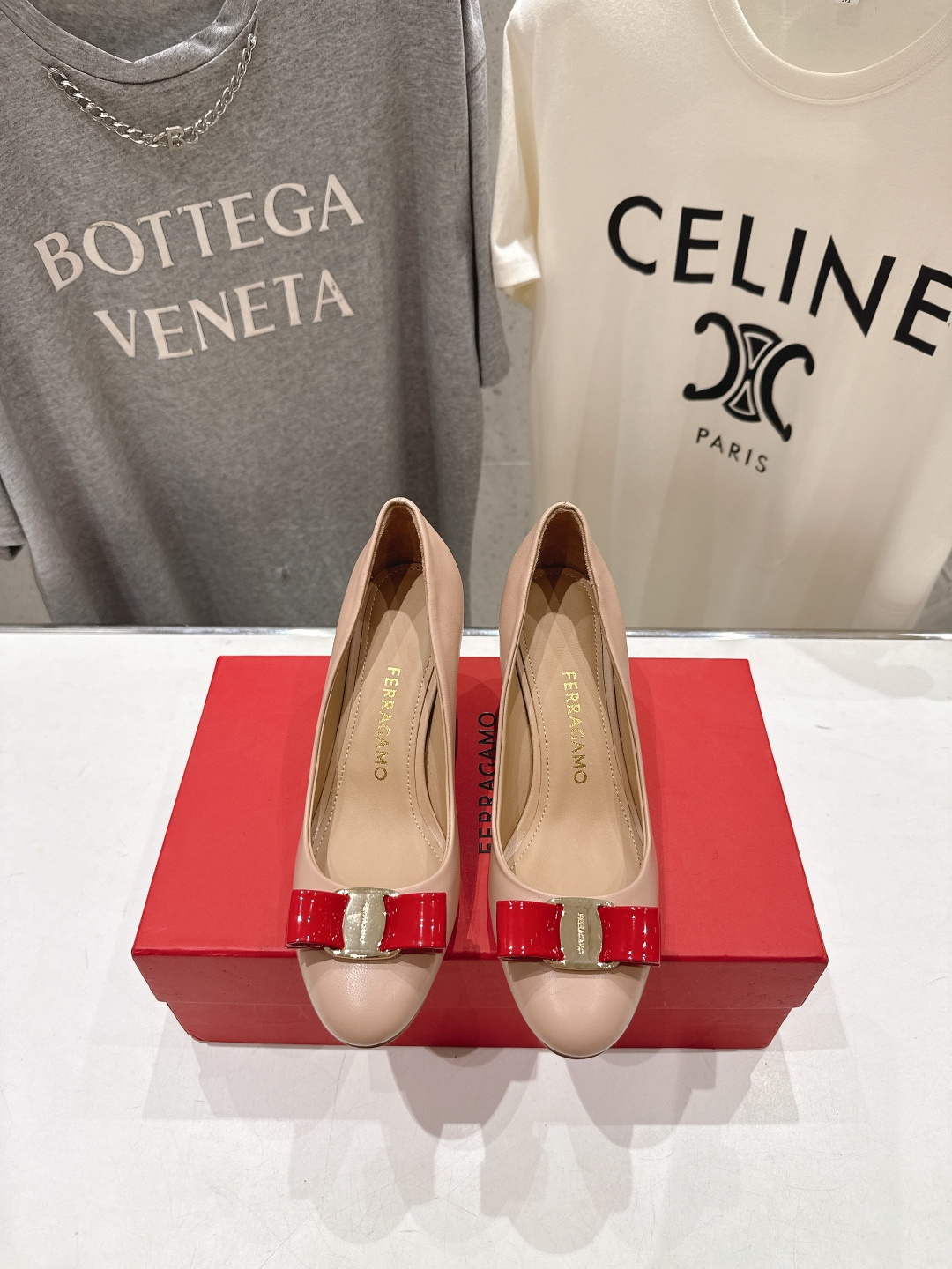 高版本出厂  FERRAGAMO/菲拉格慕F065  26ss官方新款真皮蝴蝶结系列高跟鞋单鞋菲拉格慕今
