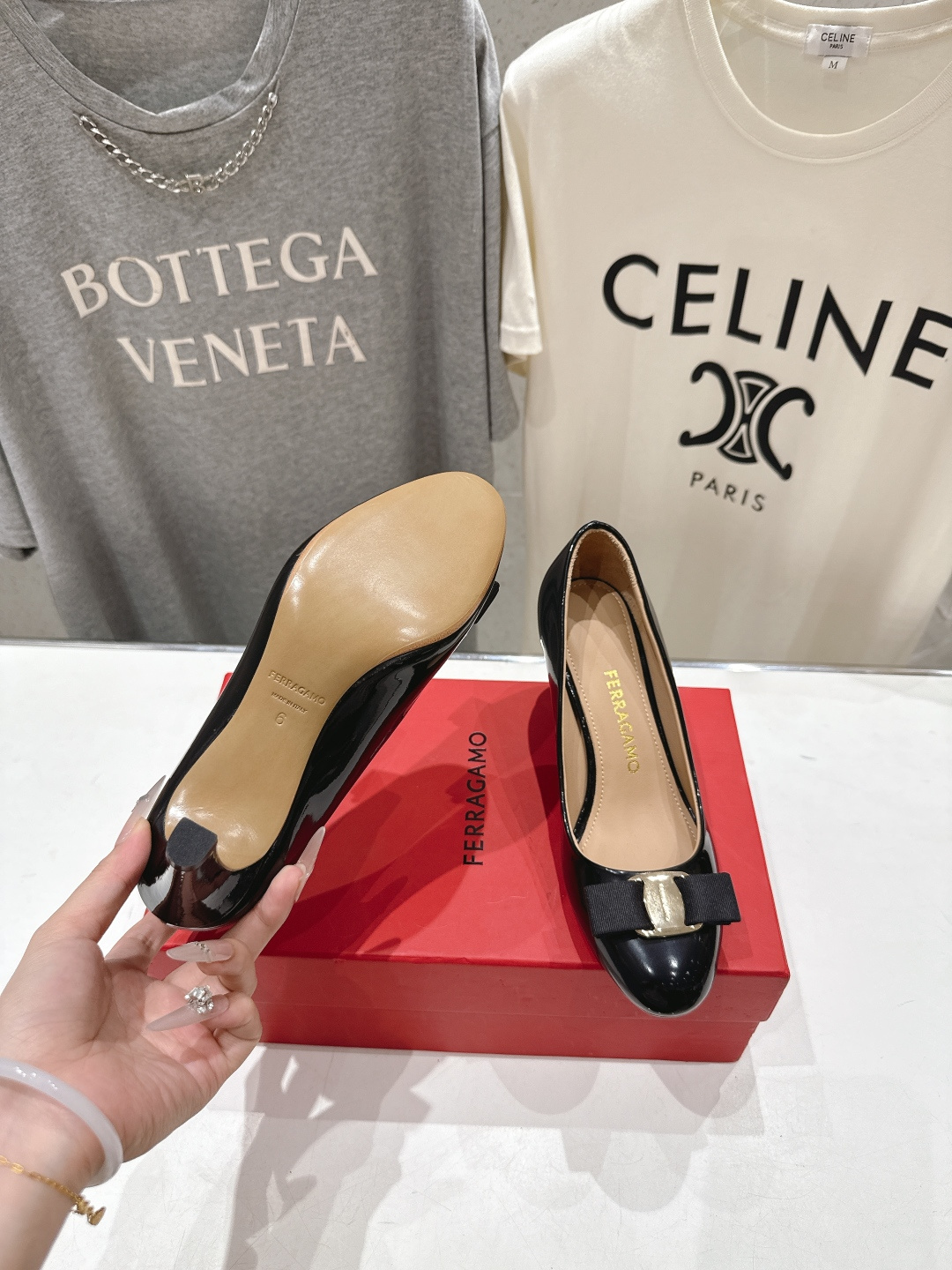 高版本出厂  FERRAGAMO/菲拉格慕F065  26ss官方新款真皮蝴蝶结系列高跟鞋单鞋菲拉格慕今