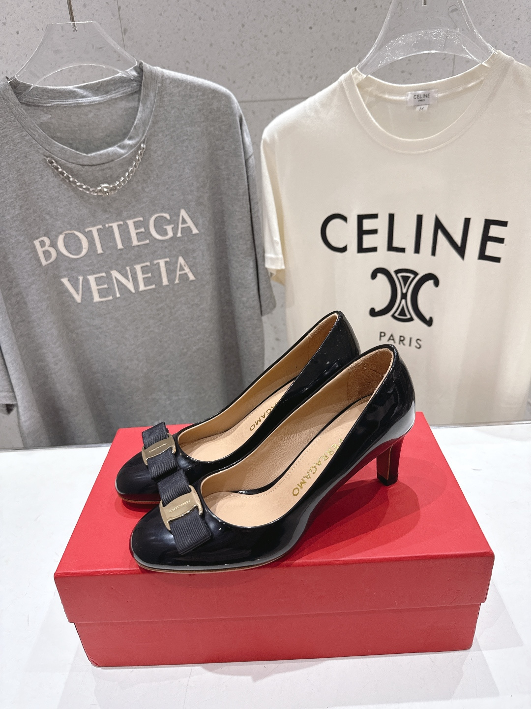 高版本出厂  FERRAGAMO/菲拉格慕F065  26ss官方新款真皮蝴蝶结系列高跟鞋单鞋菲拉格慕今