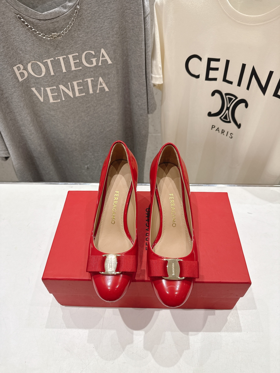 高版本出厂  FERRAGAMO/菲拉格慕F065  26ss官方新款真皮蝴蝶结系列高跟鞋单鞋菲拉格慕今