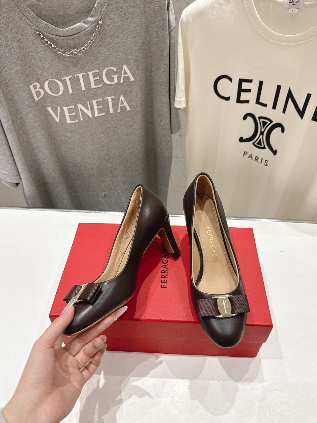 高版本出厂  FERRAGAMO/菲拉格慕F065  26ss官方新款真皮蝴蝶结系列高跟鞋单鞋菲拉格慕今
