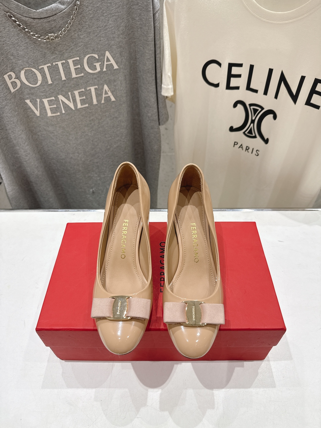高版本出厂  FERRAGAMO/菲拉格慕F065  26ss官方新款真皮蝴蝶结系列高跟鞋单鞋菲拉格慕今