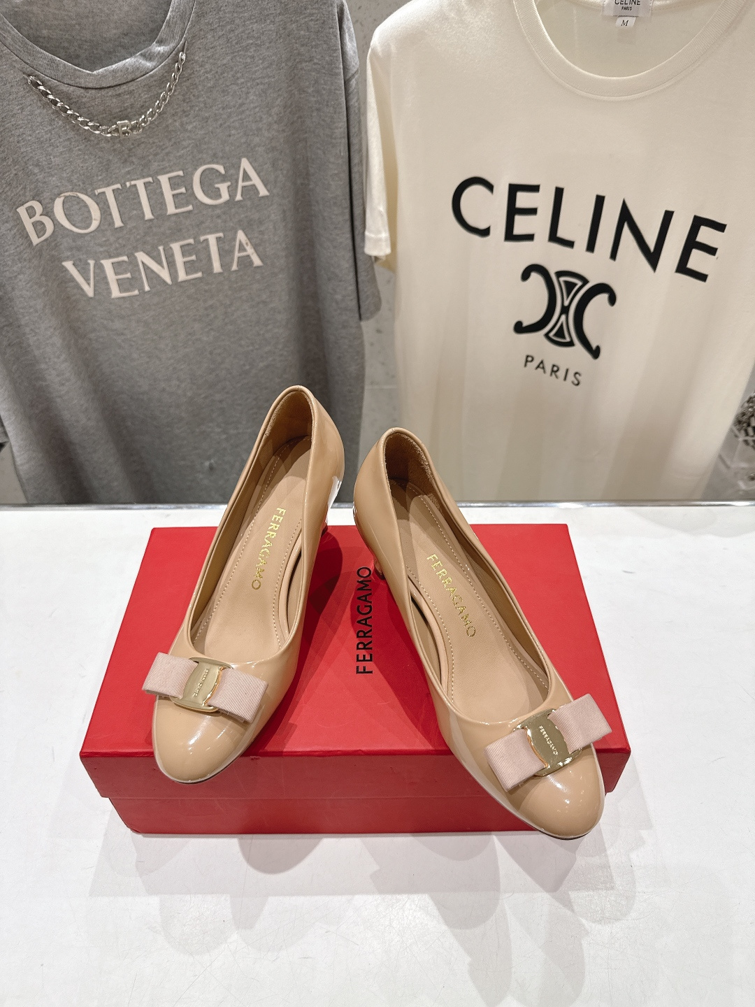 高版本出厂  FERRAGAMO/菲拉格慕F065  26ss官方新款真皮蝴蝶结系列高跟鞋单鞋菲拉格慕今