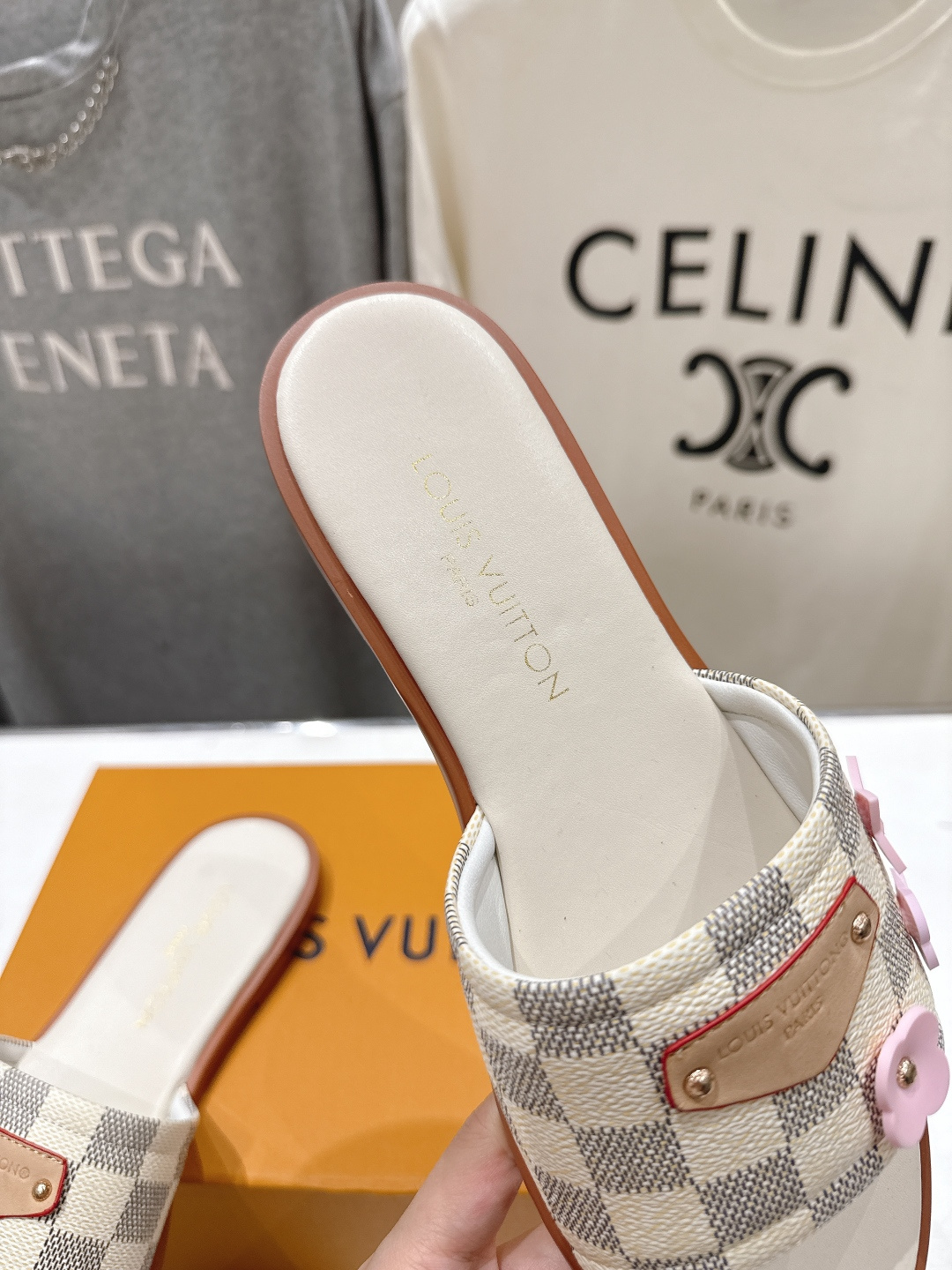 高版本出厂  Louis Vuitton ss26 new arrival LV驴牌春夏系列新款平底沙滩