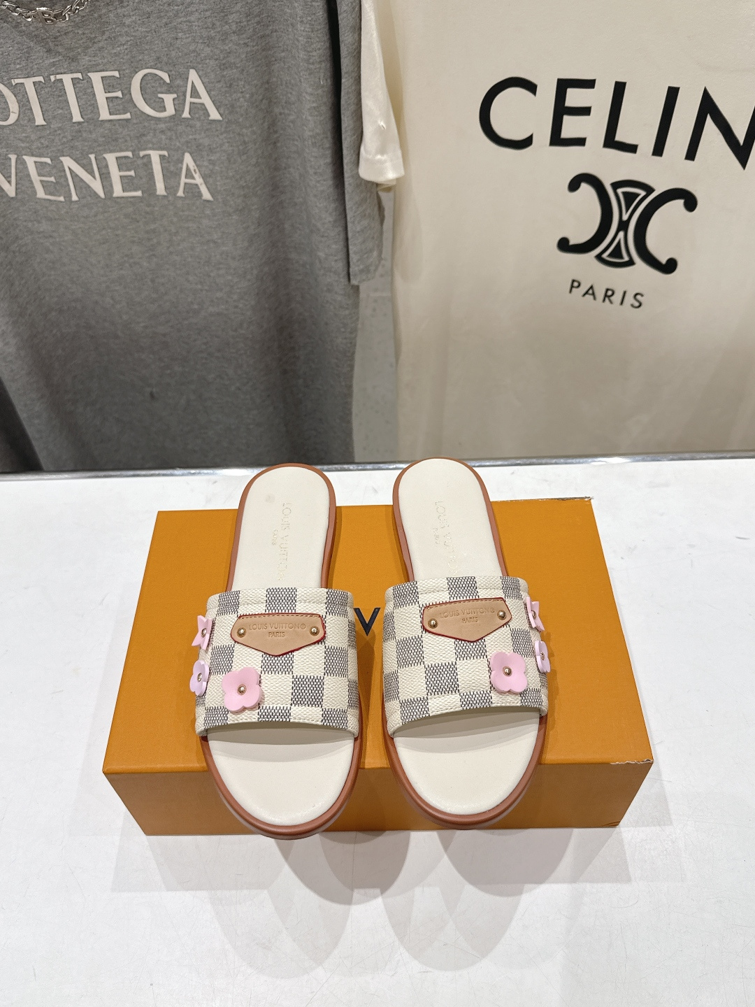 高版本出厂  Louis Vuitton ss26 new arrival LV驴牌春夏系列新款平底沙滩