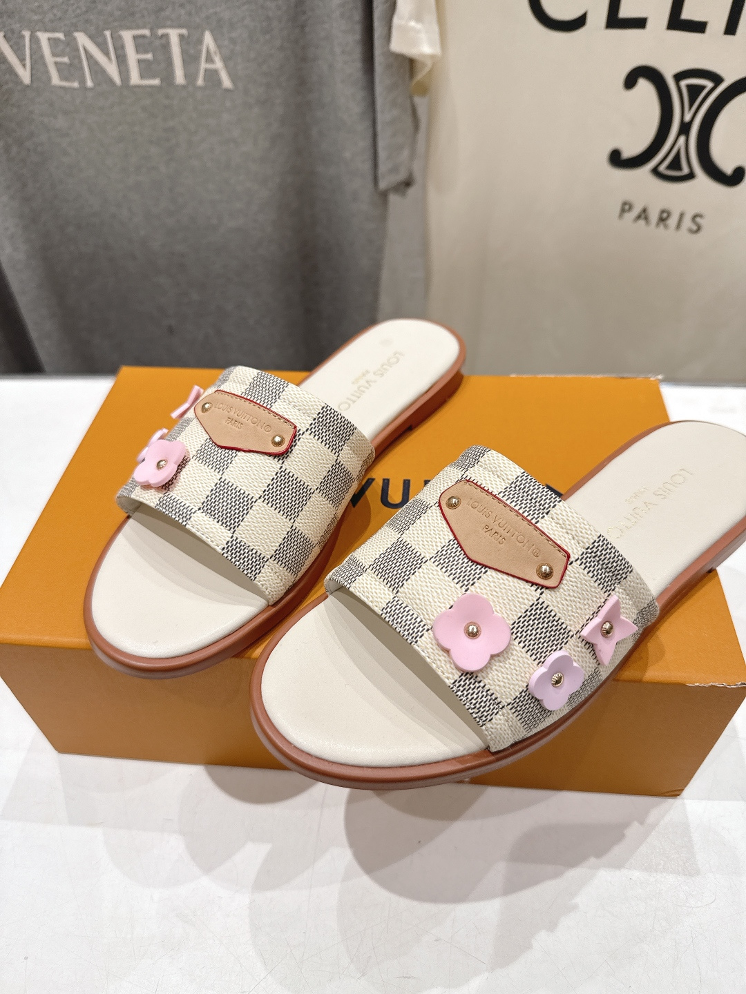 高版本出厂  Louis Vuitton ss26 new arrival LV驴牌春夏系列新款平底沙滩