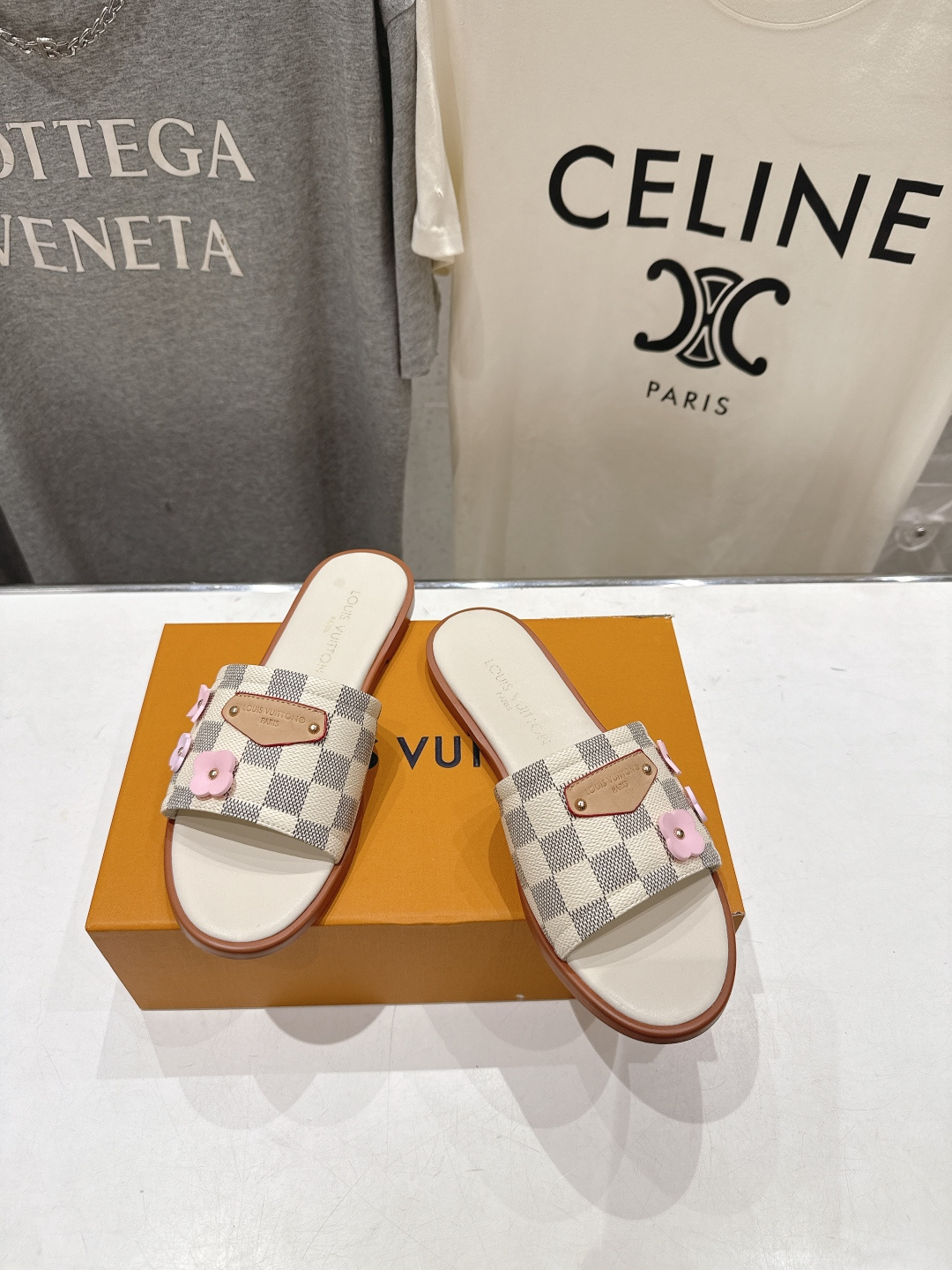 高版本出厂  Louis Vuitton ss26 new arrival LV驴牌春夏系列新款平底沙滩