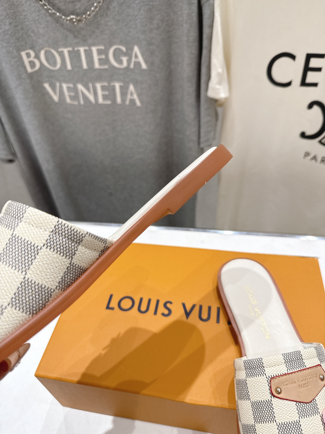 高版本出厂  Louis Vuitton ss26 new arrival LV驴牌春夏系列新款平底沙滩