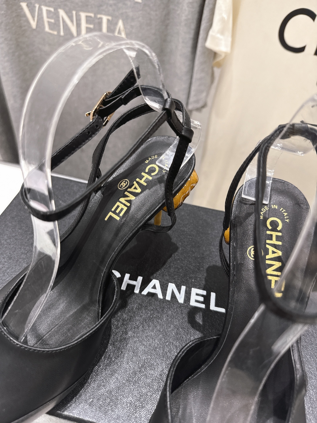高版本出厂  chanel*香奈儿F057 小香2026ss夏季新款高跟凉鞋🆕时尚百搭系列～深受各界美女