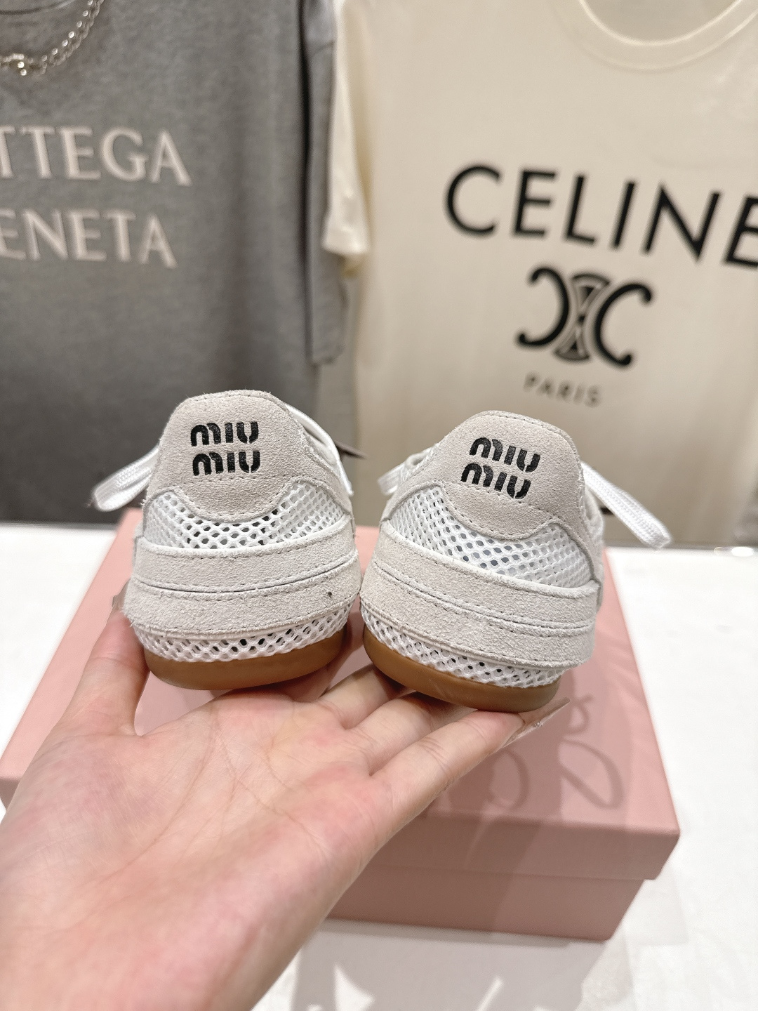 高版本出厂 MiuMiu/缪缪F027 2026ss新款系带网面休闲鞋德训鞋~顶级版本今年主推款 复 高版本出厂 MiuMiu/缪缪F027 2026ss新款系带网面休闲鞋德训鞋~顶级版本今年主推款 复