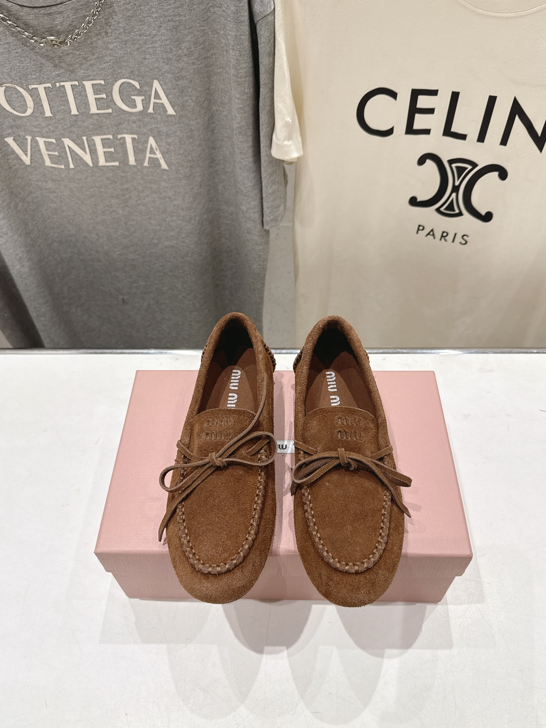 高版本出厂 MiuMiu/缪缪F027 2026ss春夏走秀新款·系带平底乐福鞋驾车鞋这款永不过时的系带