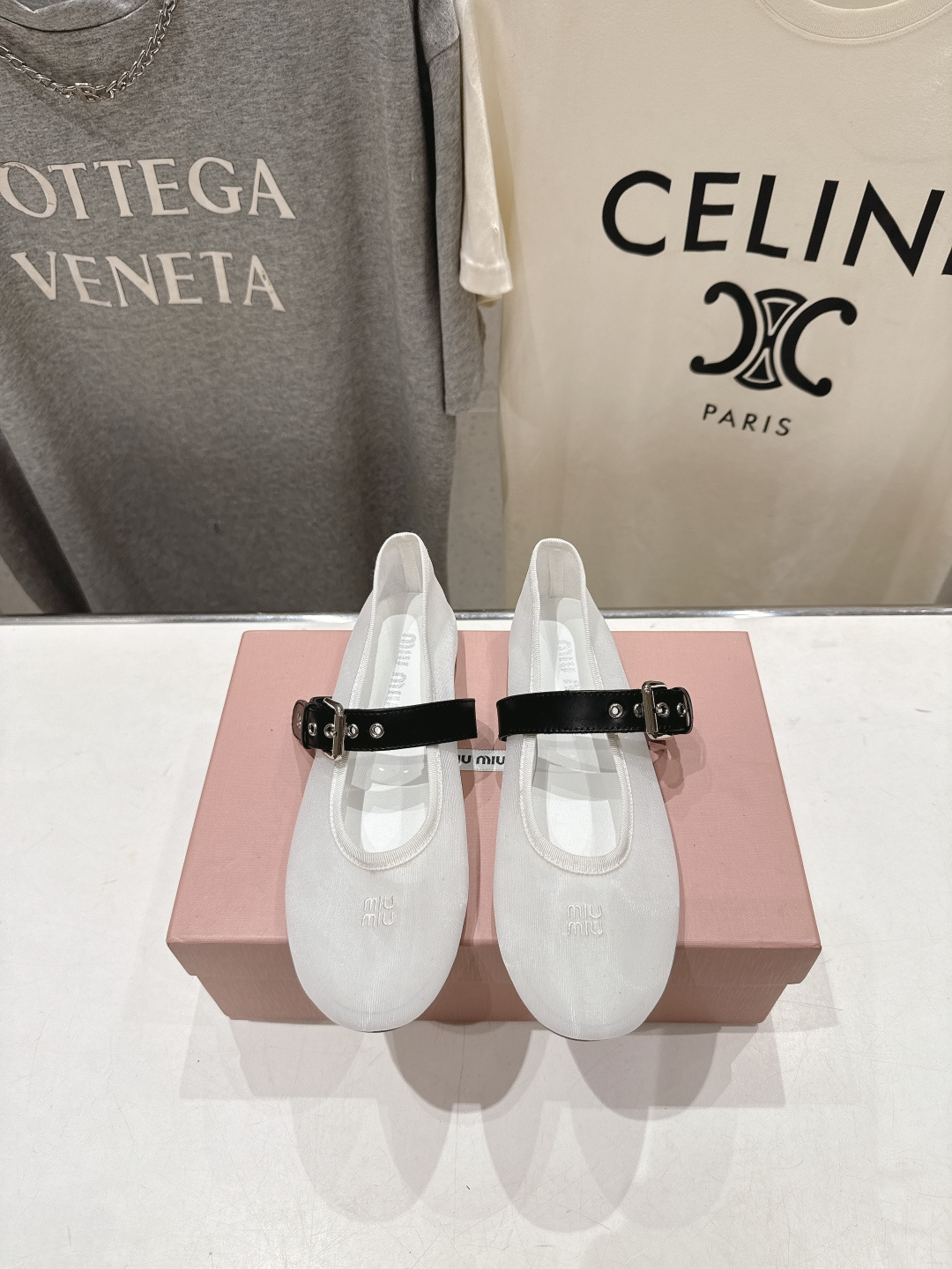 高版本出厂  MiuMiu 缪缪F027 法式仙女风玛丽珍平底鞋单鞋网纱芭蕾舞鞋芭蕾平底鞋亮相2026春