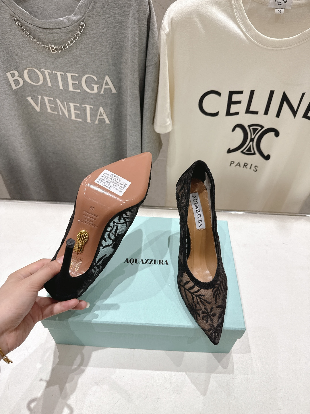 高版本出厂 「ᴀqᴜᴀᴢᴢᴜʀᴀ」AQUAZZURA/菠萝F072 2026ss新款尖头金属刺绣高跟鞋凉