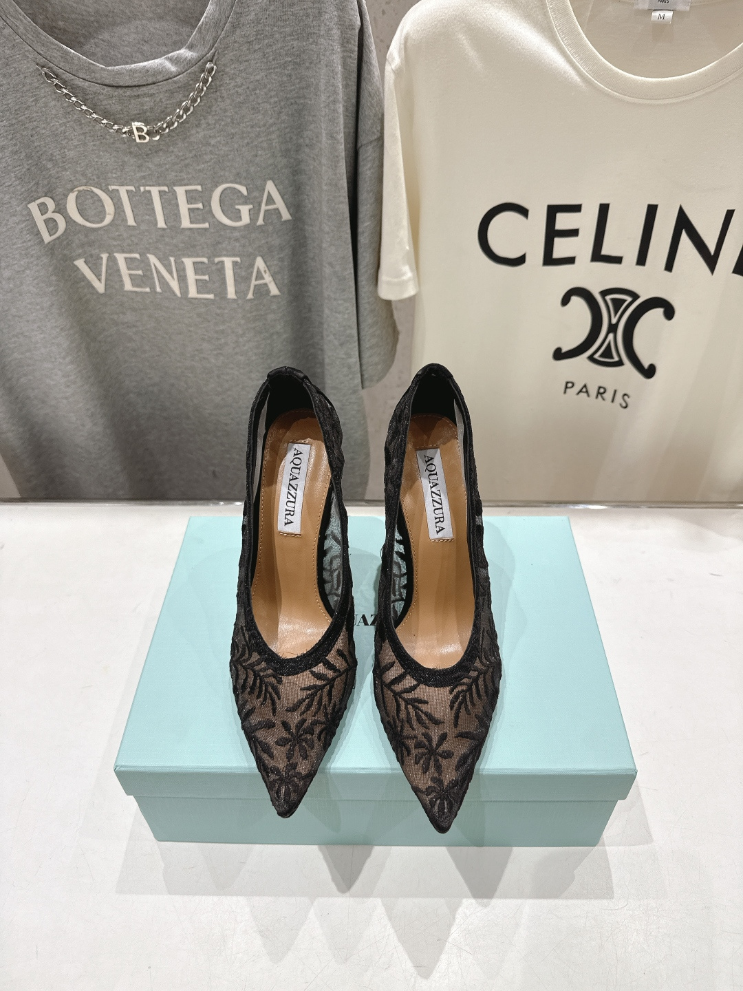 高版本出厂 「ᴀqᴜᴀᴢᴢᴜʀᴀ」AQUAZZURA/菠萝F072 2026ss新款尖头金属刺绣高跟鞋凉