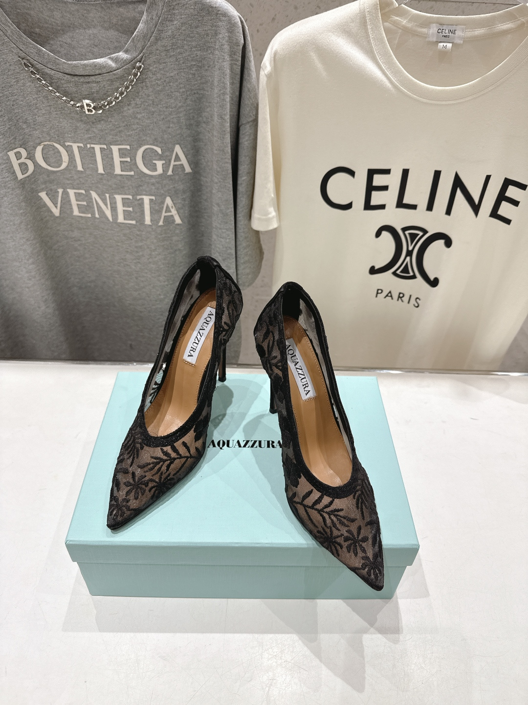 高版本出厂 「ᴀqᴜᴀᴢᴢᴜʀᴀ」AQUAZZURA/菠萝F072 2026ss新款尖头金属刺绣高跟鞋凉