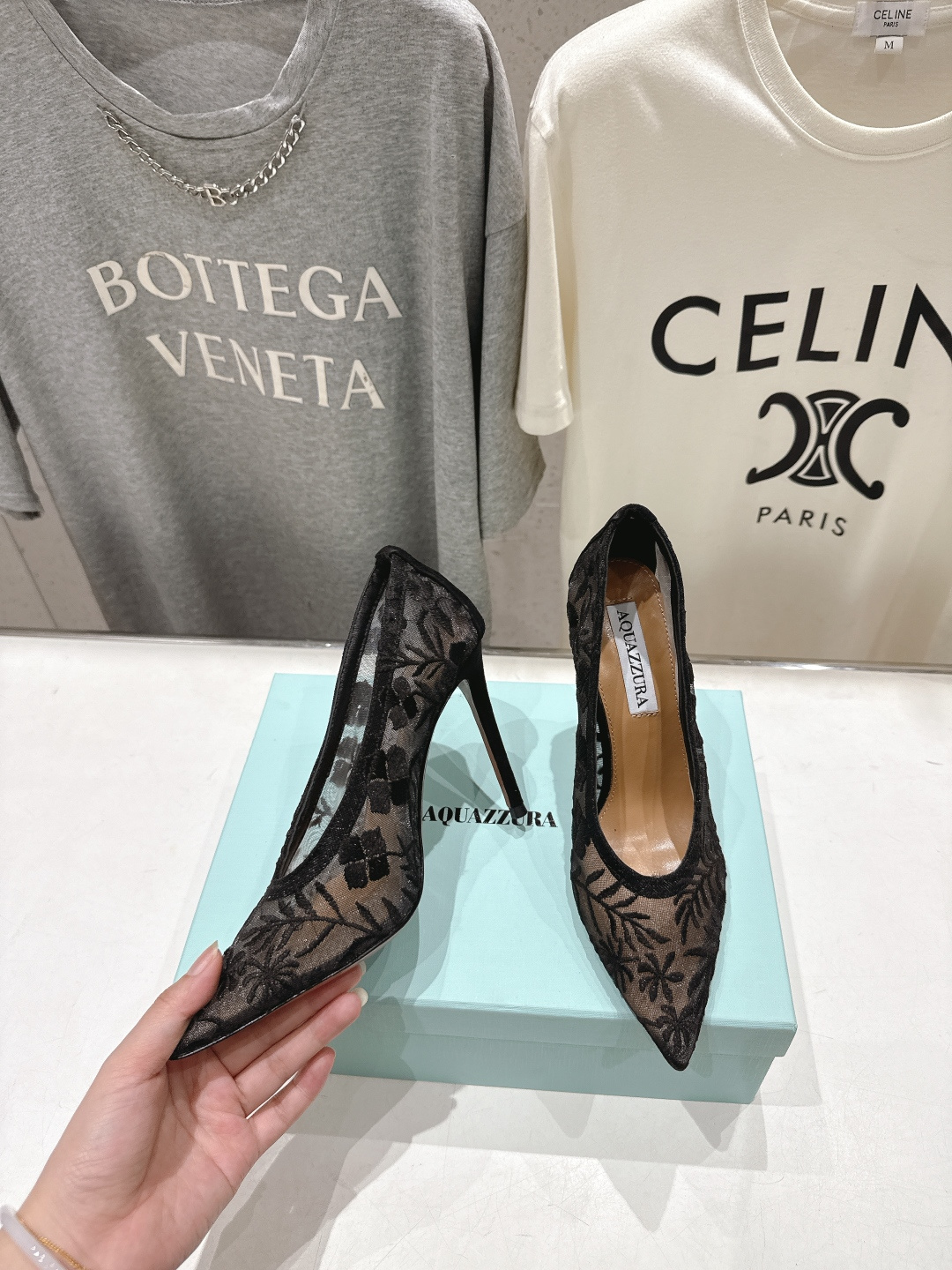 高版本出厂 「ᴀqᴜᴀᴢᴢᴜʀᴀ」AQUAZZURA/菠萝F072 2026ss新款尖头金属刺绣高跟鞋凉