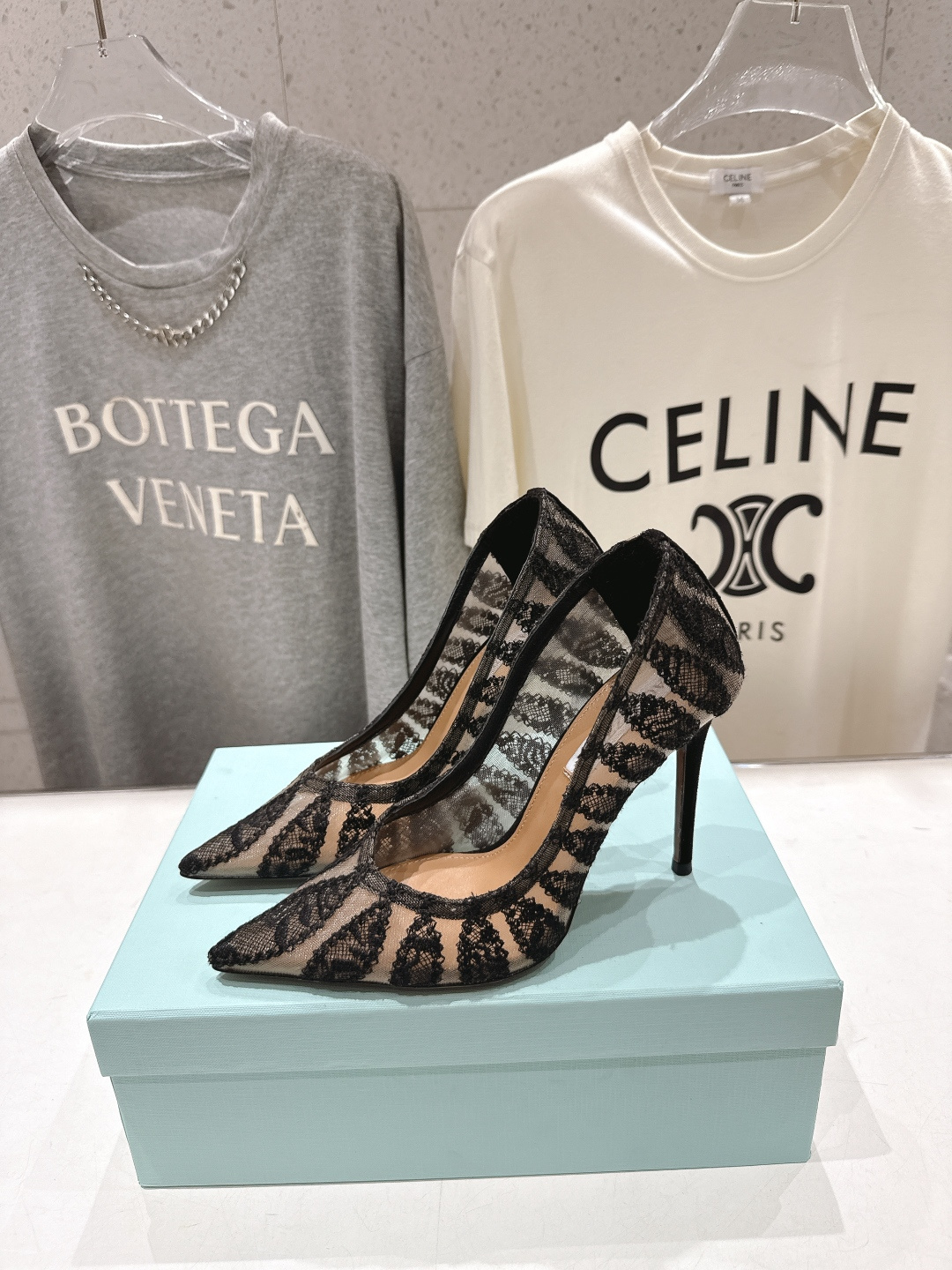 高版本出厂 「ᴀqᴜᴀᴢᴢᴜʀᴀ」AQUAZZURA/菠萝F072 2026ss新款尖头金属刺绣高跟鞋凉