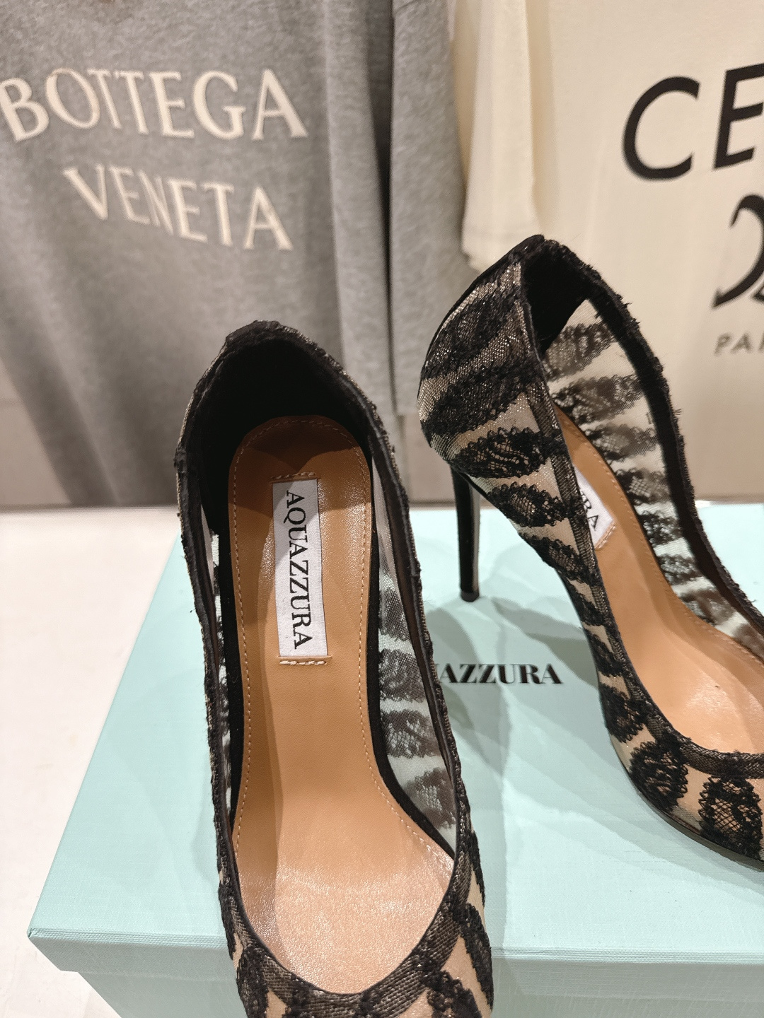 高版本出厂 「ᴀqᴜᴀᴢᴢᴜʀᴀ」AQUAZZURA/菠萝F072 2026ss新款尖头金属刺绣高跟鞋凉
