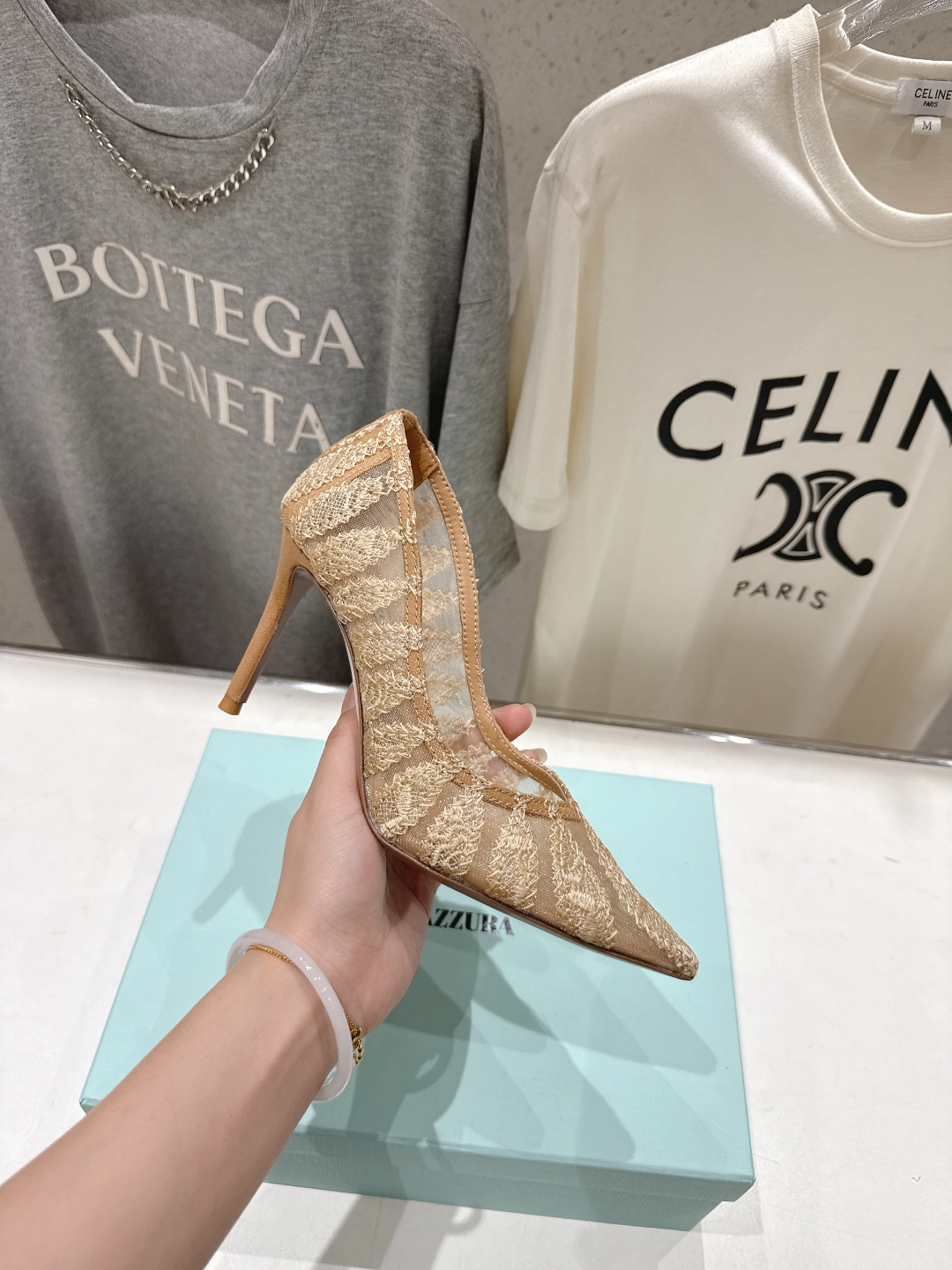 高版本出厂 「ᴀqᴜᴀᴢᴢᴜʀᴀ」AQUAZZURA/菠萝F072 2026ss新款尖头金属刺绣高跟鞋凉