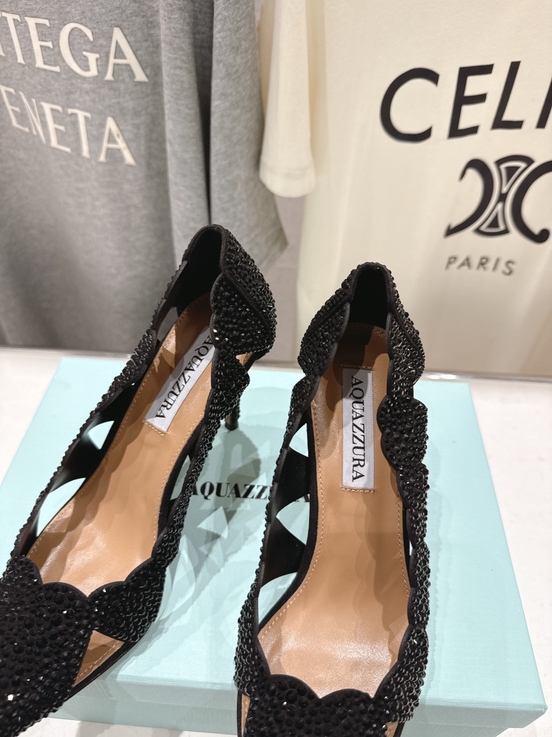 高版本出厂 「ᴀqᴜᴀᴢᴢᴜʀᴀ」AQUAZZURA/菠萝F072 2026ss新款尖头水钻镂空高跟鞋凉