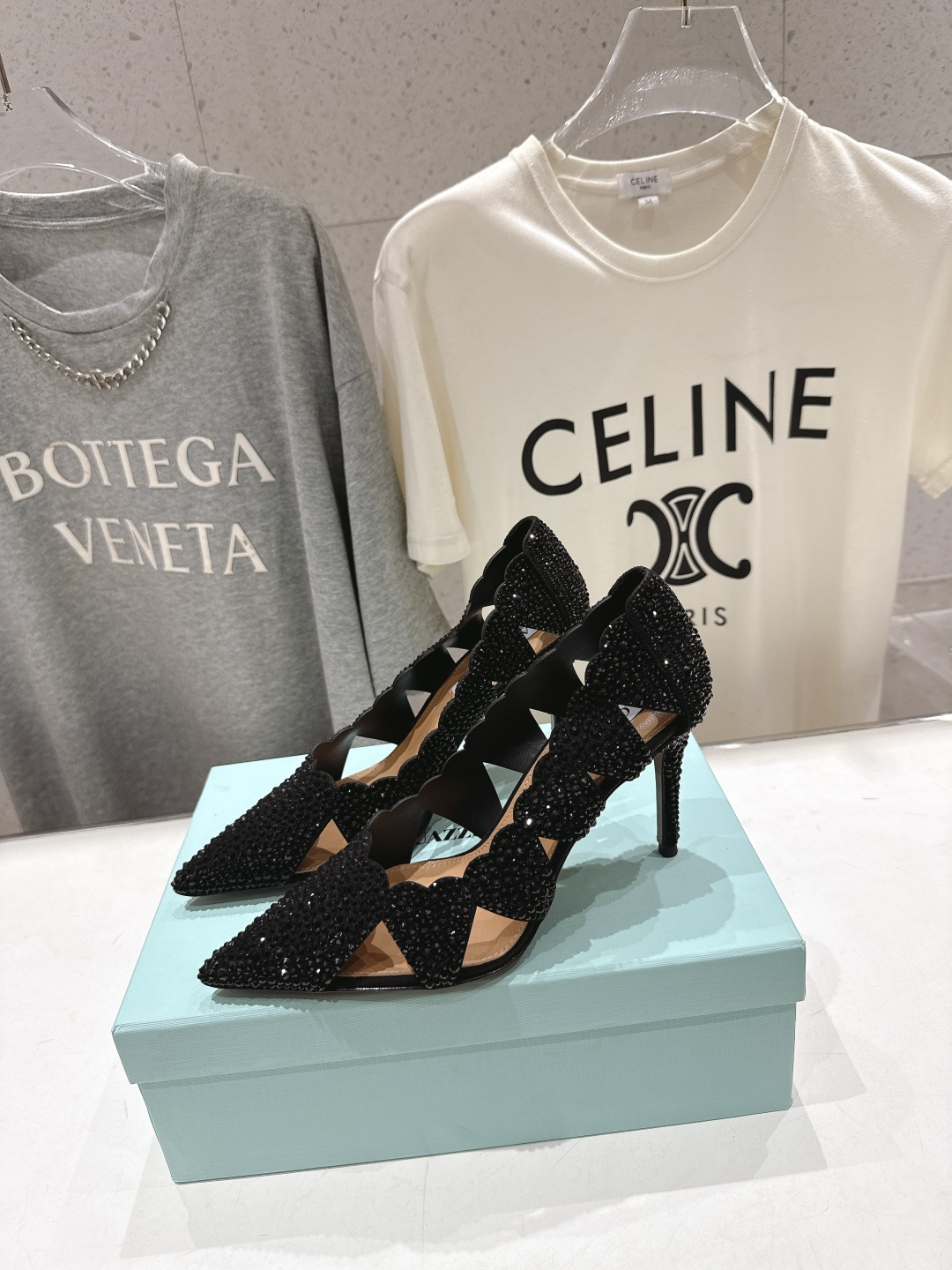 高版本出厂 「ᴀqᴜᴀᴢᴢᴜʀᴀ」AQUAZZURA/菠萝F072 2026ss新款尖头水钻镂空高跟鞋凉