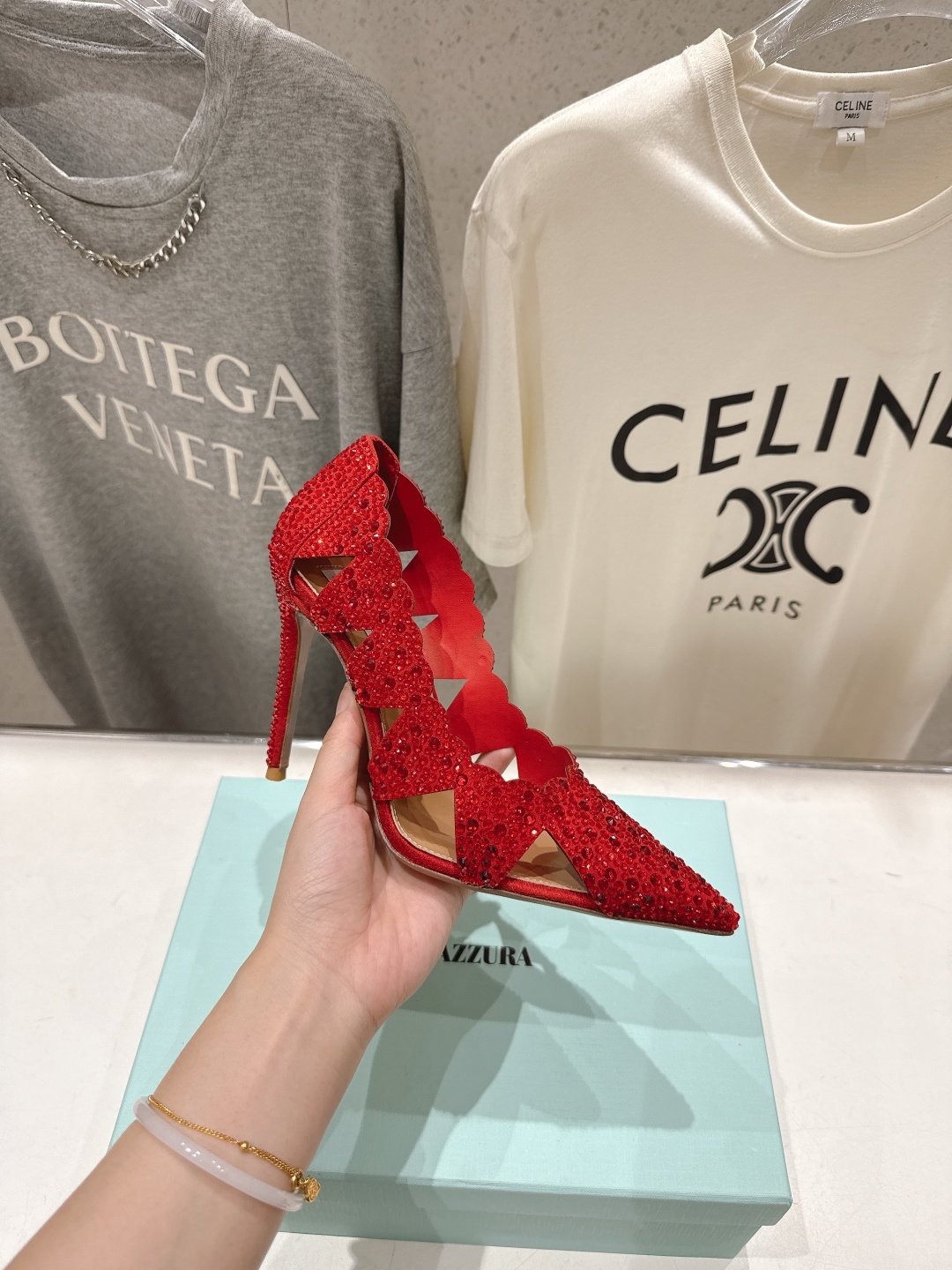 高版本出厂 「ᴀqᴜᴀᴢᴢᴜʀᴀ」AQUAZZURA/菠萝F072 2026ss新款尖头水钻镂空高跟鞋凉