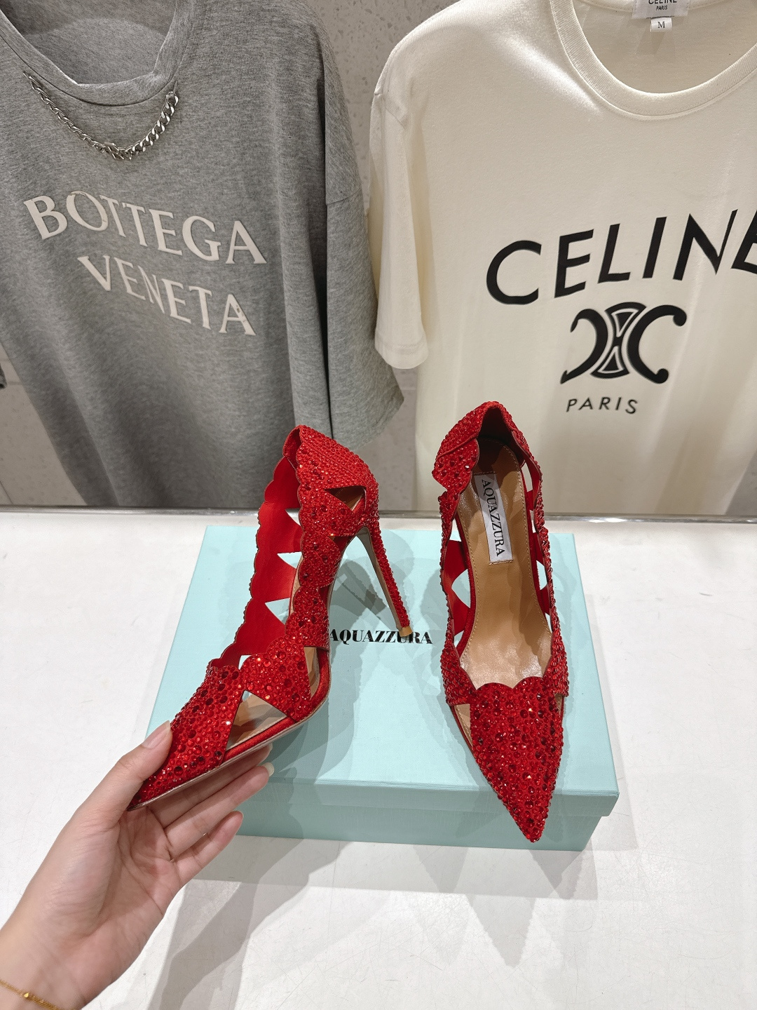 高版本出厂 「ᴀqᴜᴀᴢᴢᴜʀᴀ」AQUAZZURA/菠萝F072 2026ss新款尖头水钻镂空高跟鞋凉
