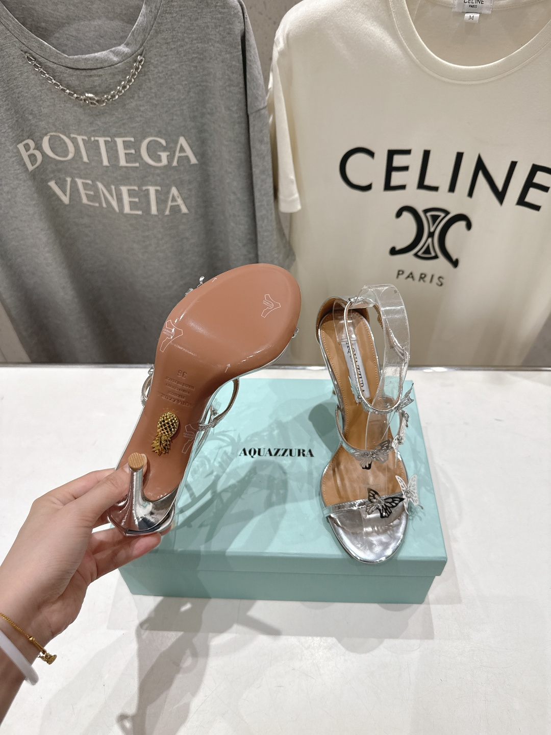 高版本出厂 「ᴀqᴜᴀᴢᴢᴜʀᴀ」AQUAZZURA/菠萝F072 2026ss夏季新款高跟蝴蝶水钻凉鞋