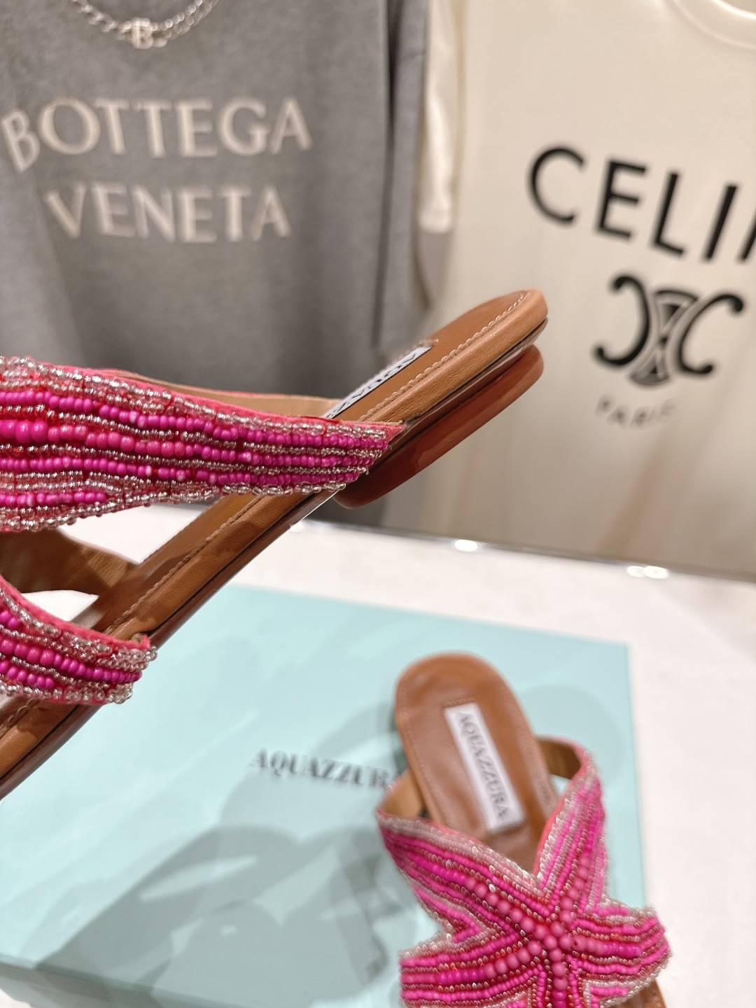 高版本出厂 「ᴀqᴜᴀᴢᴢᴜʀᴀ」AQUAZZURA/菠萝F072 2026ss夏季新款海心串珠水钻夹脚
